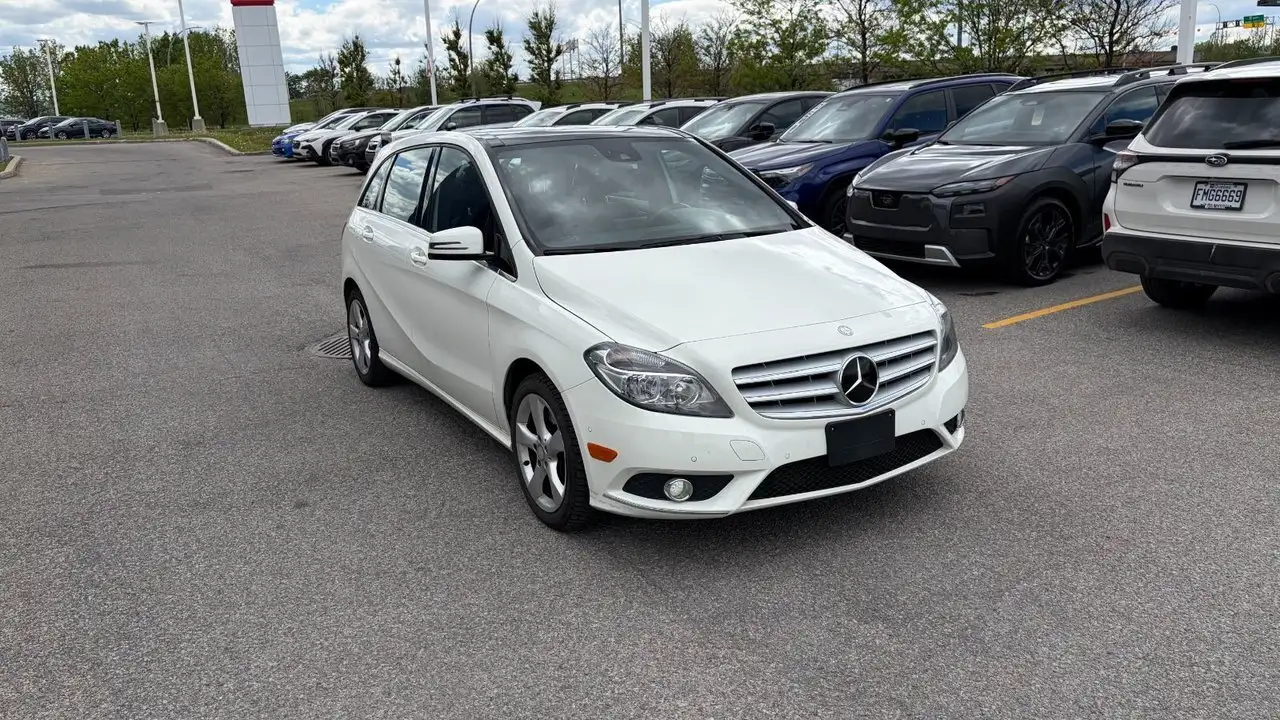 Mercedes-Benz B-Class снимка Mercedes-Benz B-Class