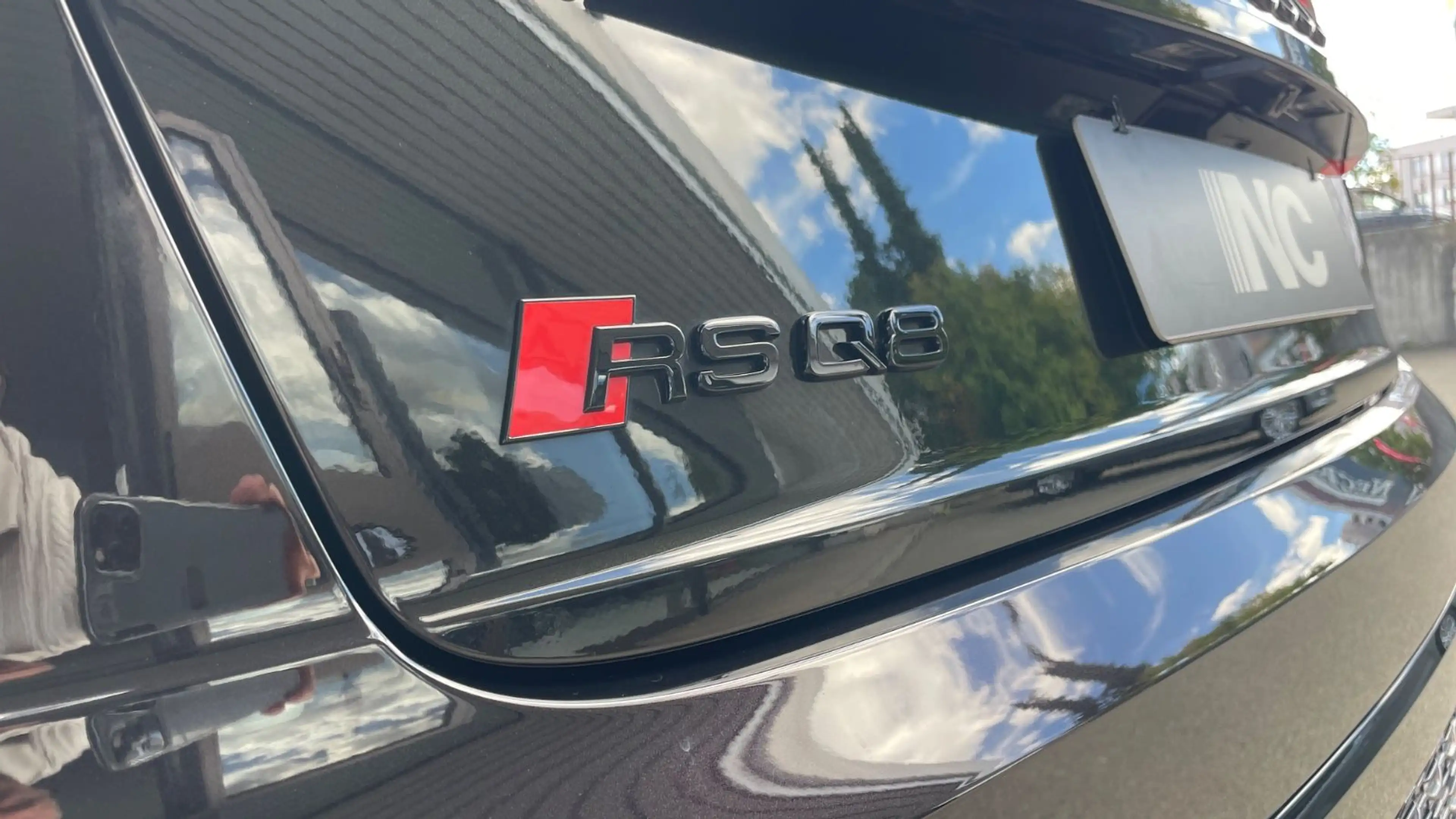 Audi RS Q8 *Dynamik Plus*305 KM/h*23 Zoll*Top!Wie neu! — photo 8