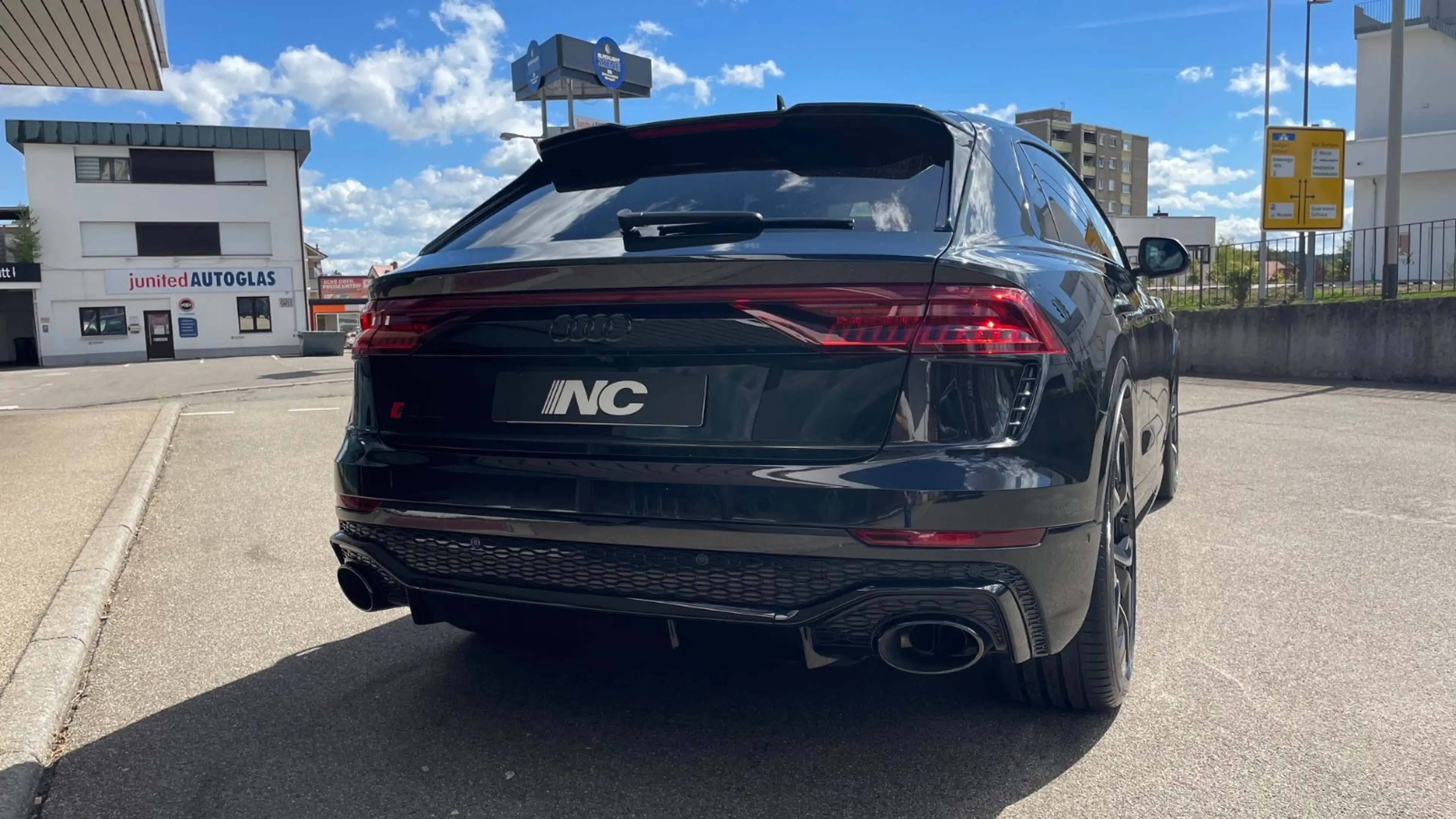 Audi RS Q8 *Dynamik Plus*305 KM/h*23 Zoll*Top!Wie neu! — photo 4