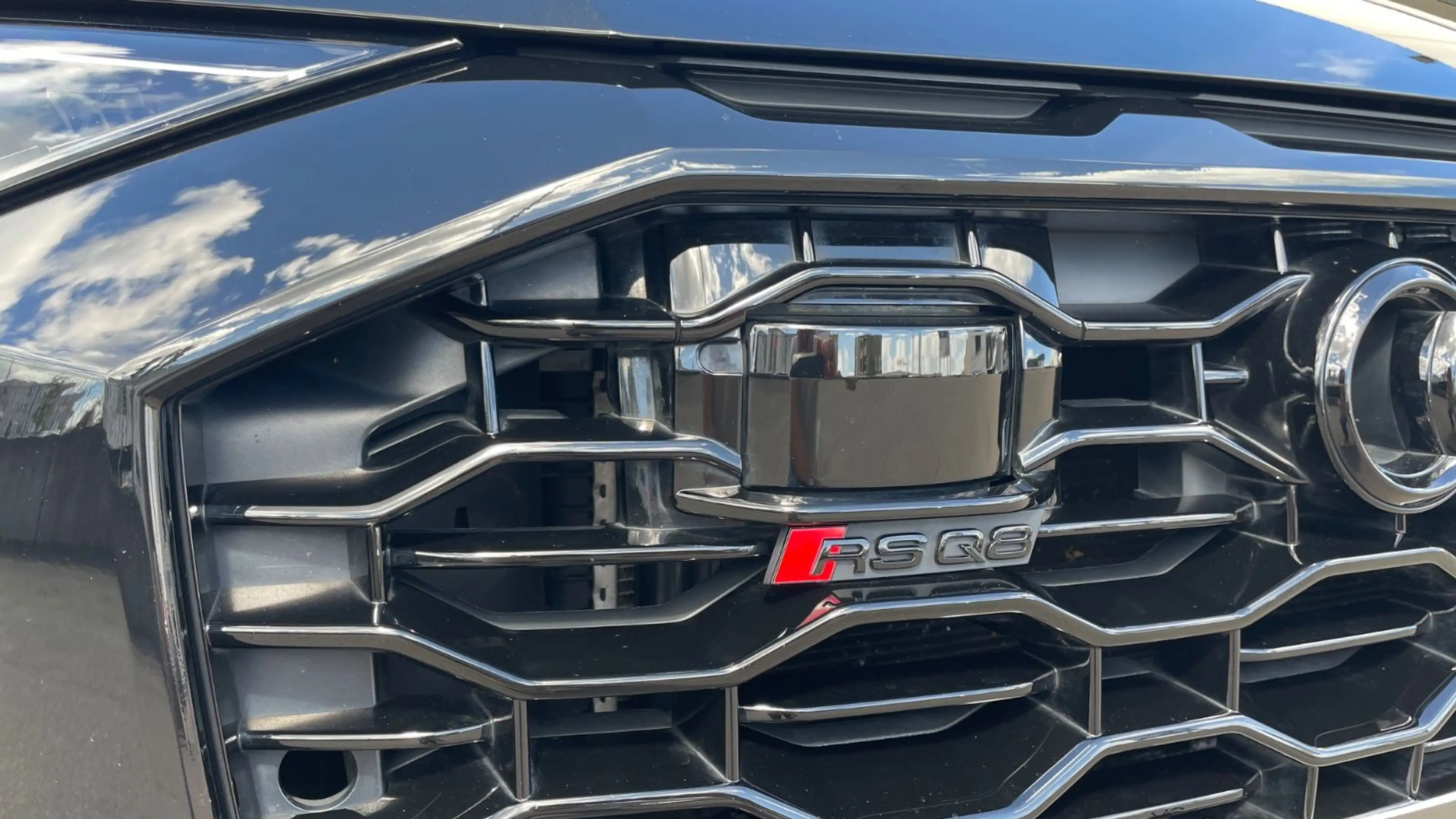 Audi RS Q8 *Dynamik Plus*305 KM/h*23 Zoll*Top!Wie neu! — photo 9
