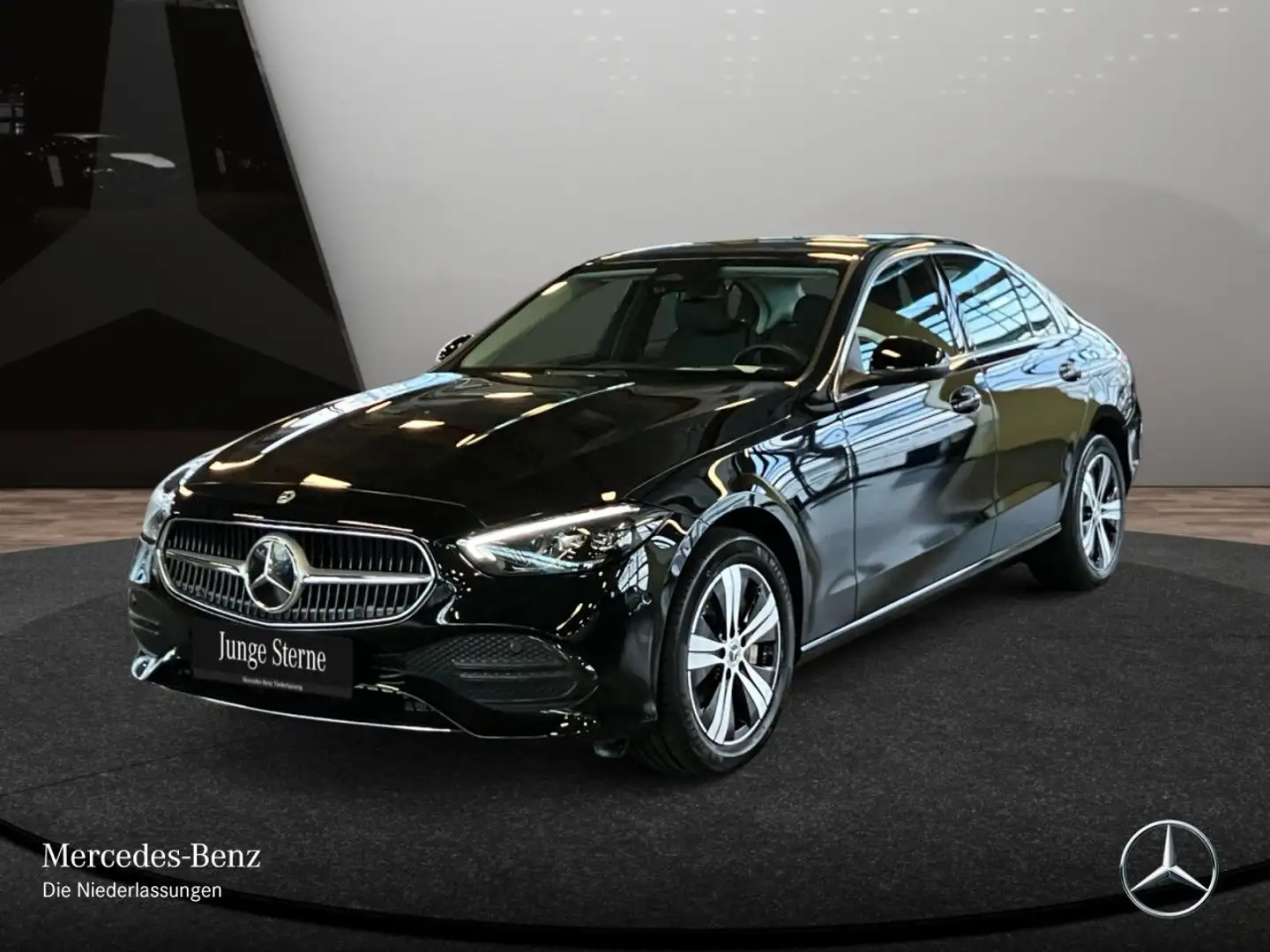 Mercedes-Benz C 300 e AVANTG+LED+KAMERA+TOTW+KEYLESS+9G Schwarz - 2