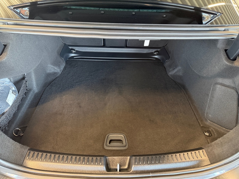 Mercedes-Benz E 220 d  AMG+MBUX+PANO+DISTR+NIGHT+LED+KAMERA — photo 8