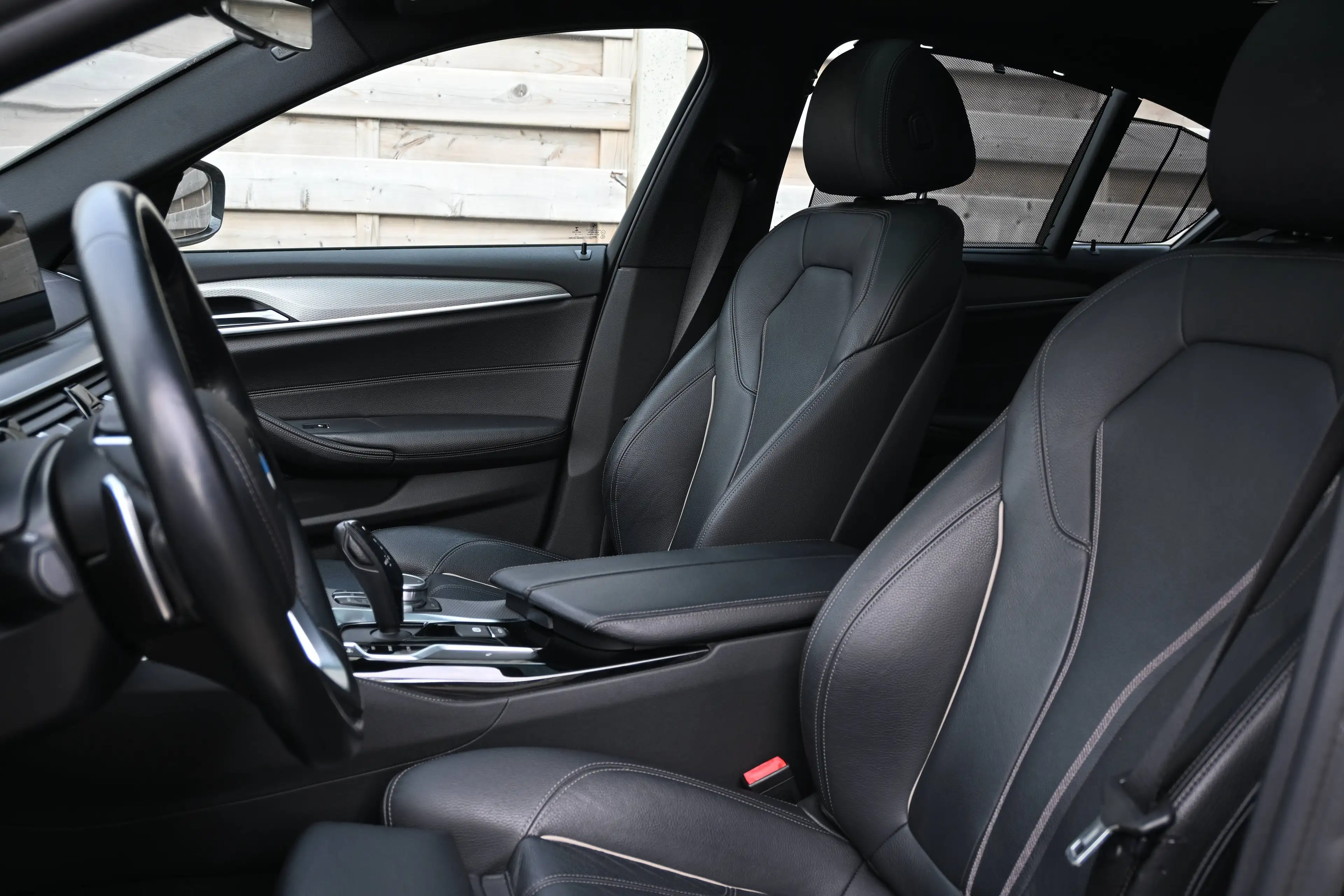 BMW 520 dAS | M Sportpakket | Automaat F1 | Opendak | Camera | Navigatie | Xenon | Leder | Ambient | FULL Model 2019 — photo 14