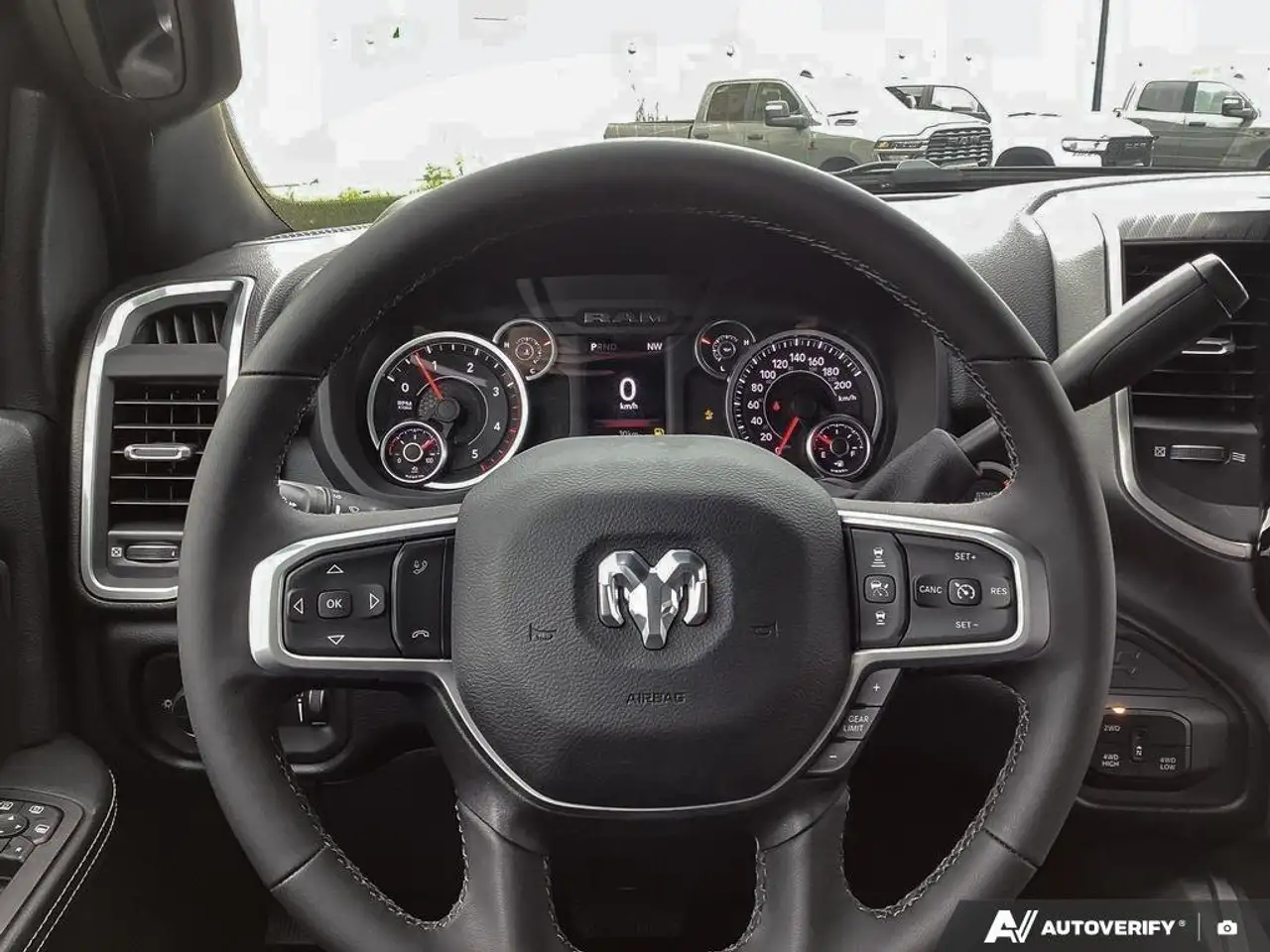 RAM 2500 снимка RAM 2500