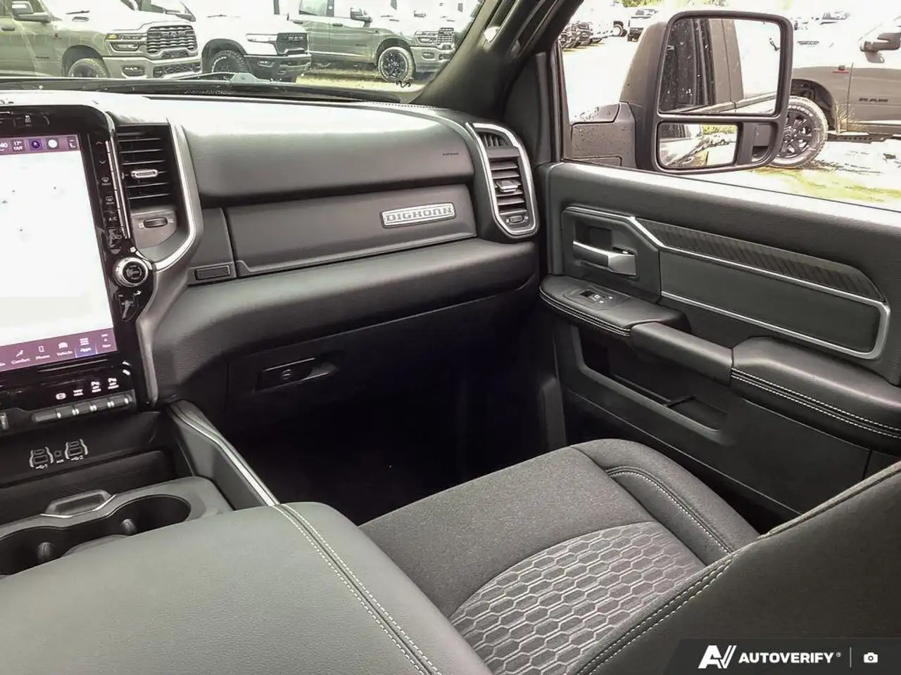 RAM 2500 снимка RAM 2500