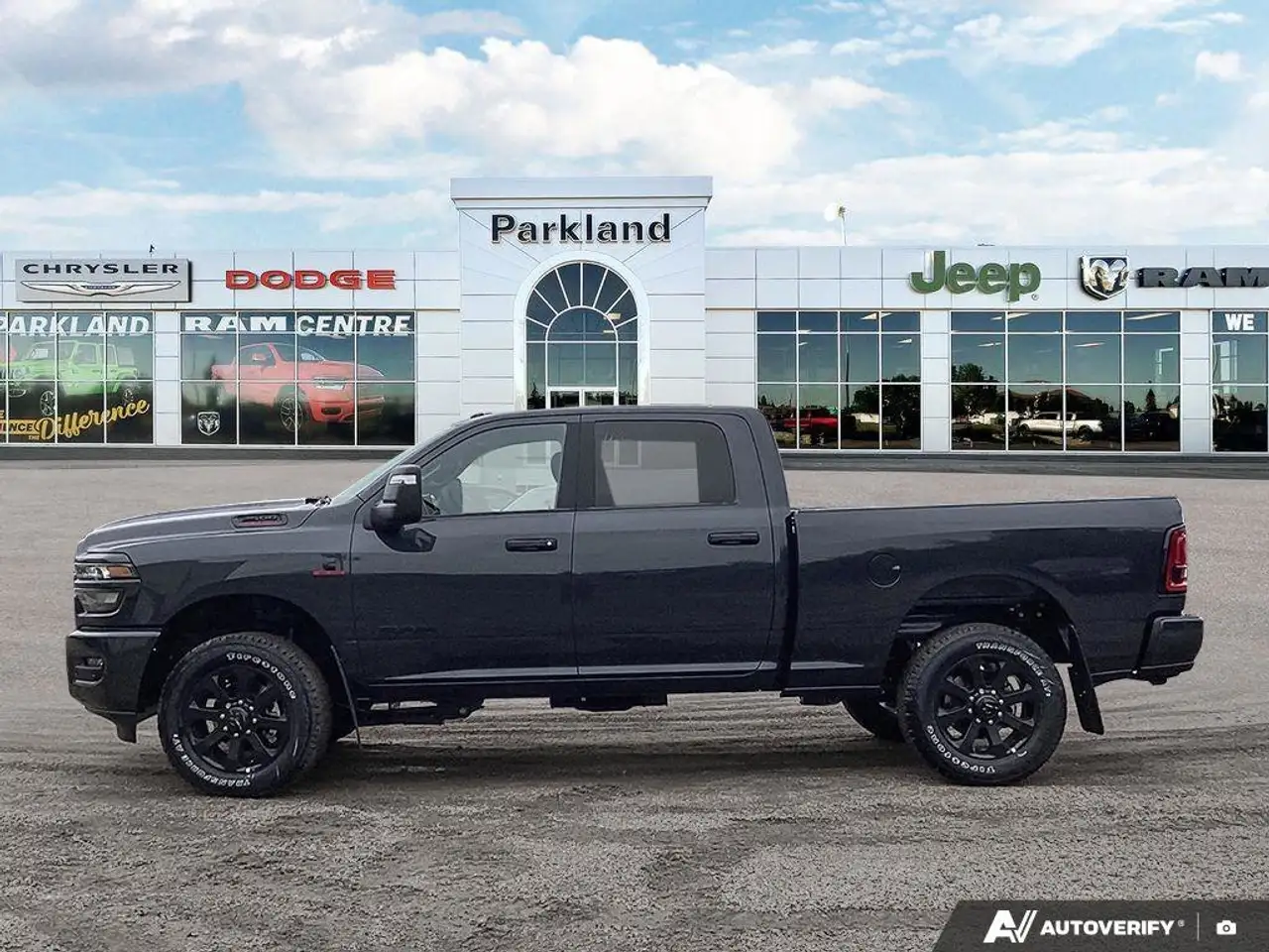 RAM 2500 снимка RAM 2500