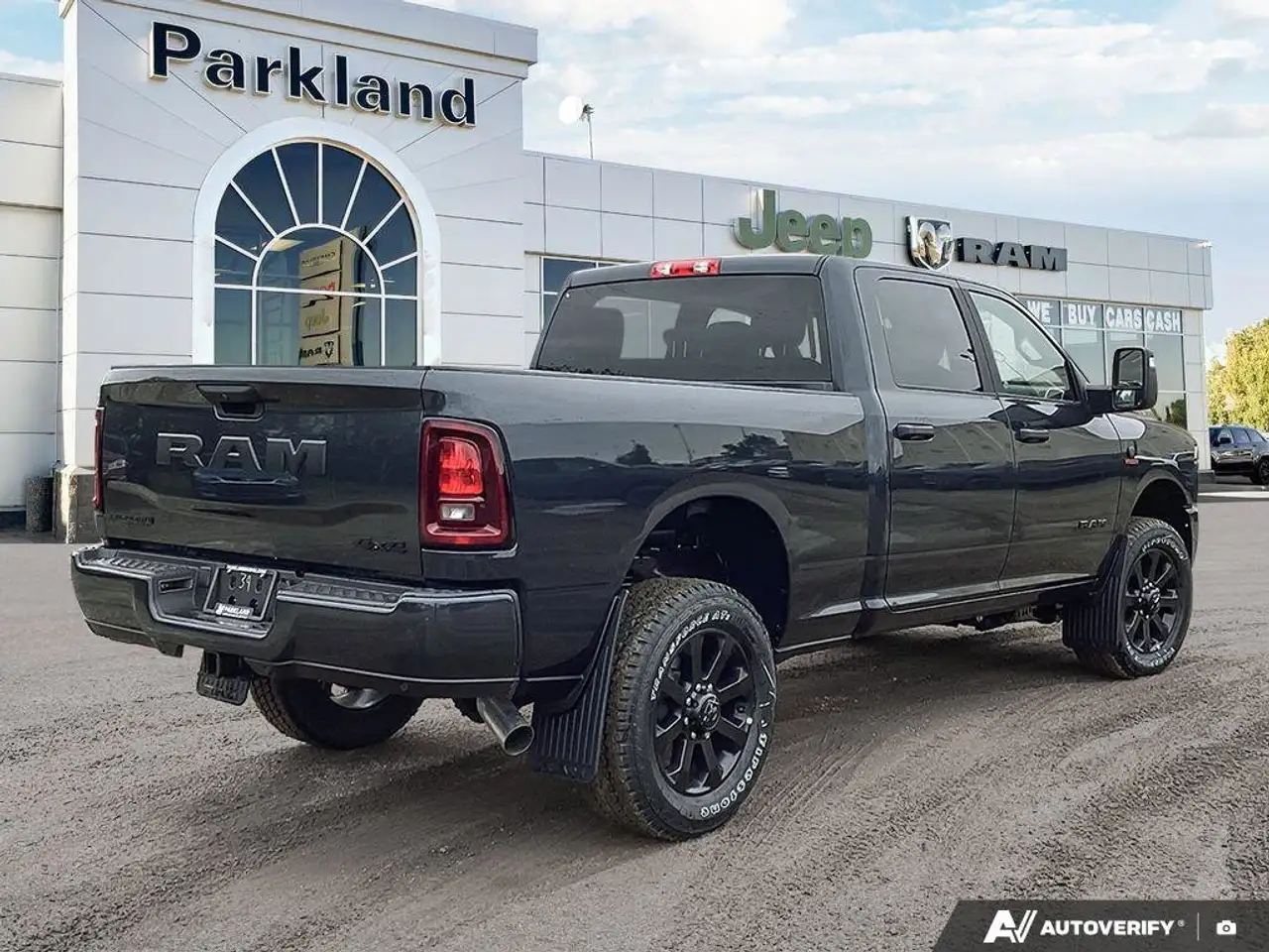 RAM 2500 снимка RAM 2500
