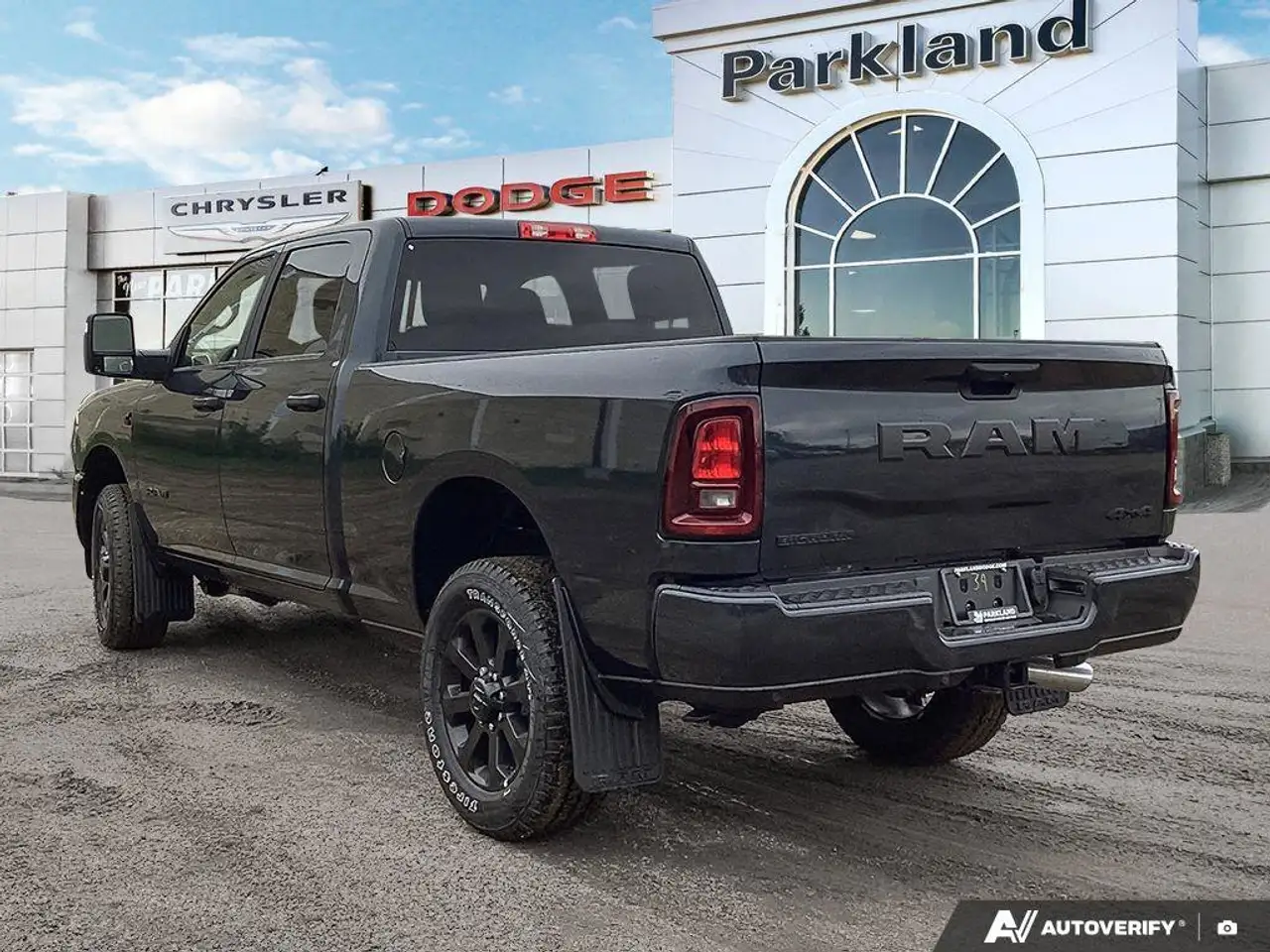 RAM 2500 снимка RAM 2500
