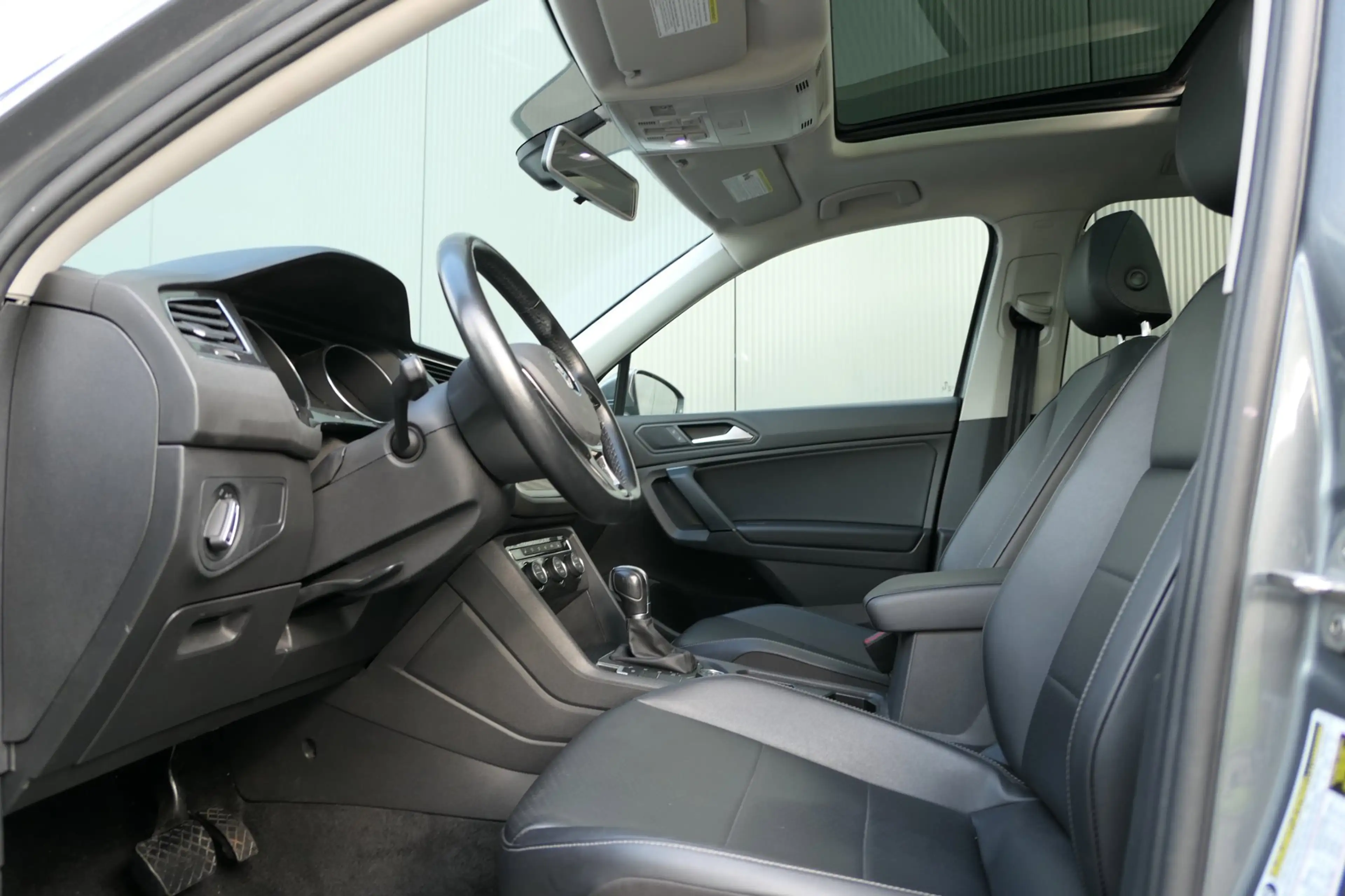 Volkswagen Tiguan Allspace All-Space 2.0 TSI 4Motion Highline Panorama Carpla — photo 25
