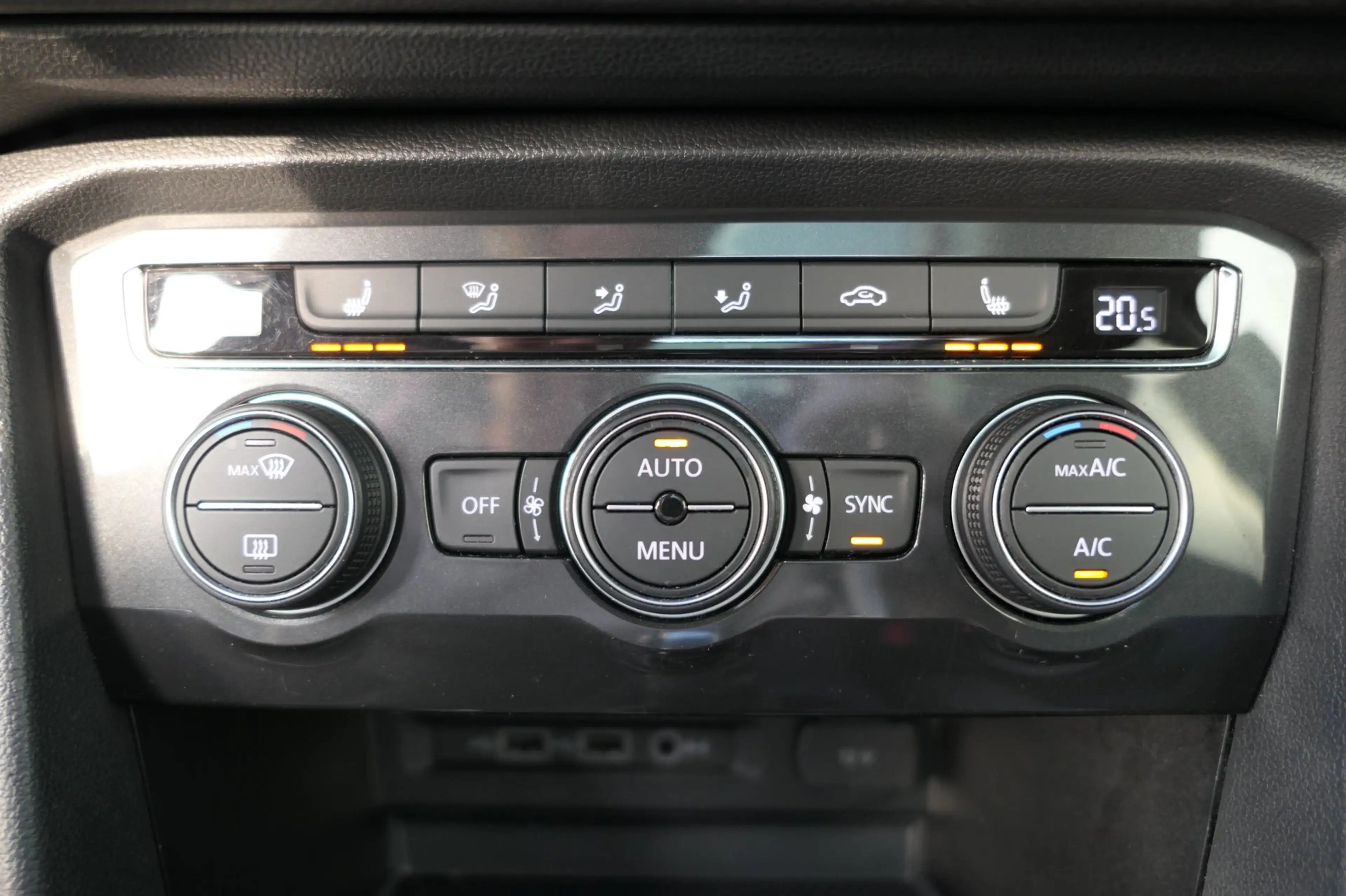 Volkswagen Tiguan Allspace All-Space 2.0 TSI 4Motion Highline Panorama Carpla — photo 11