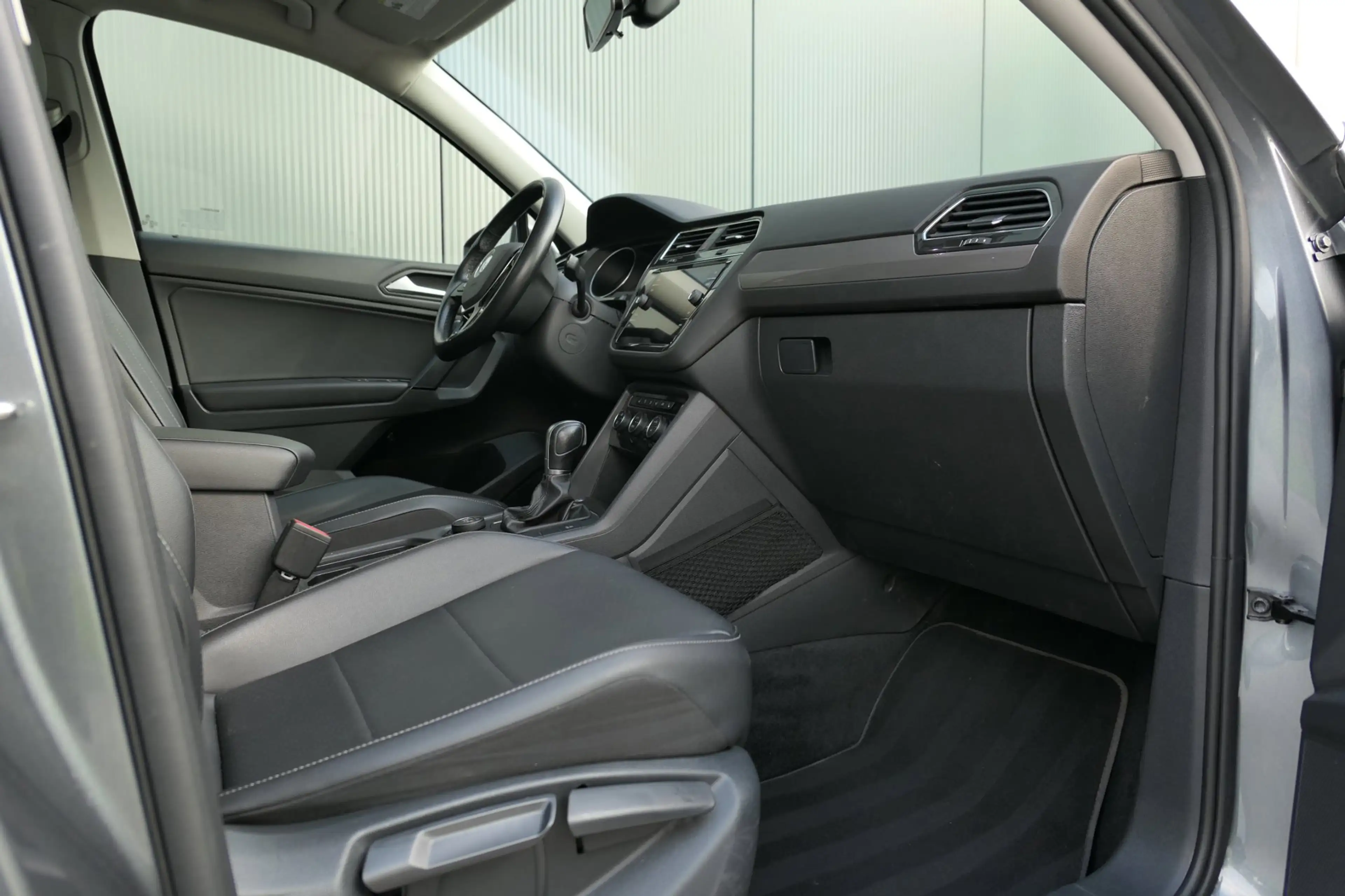 Volkswagen Tiguan Allspace All-Space 2.0 TSI 4Motion Highline Panorama Carpla — photo 27