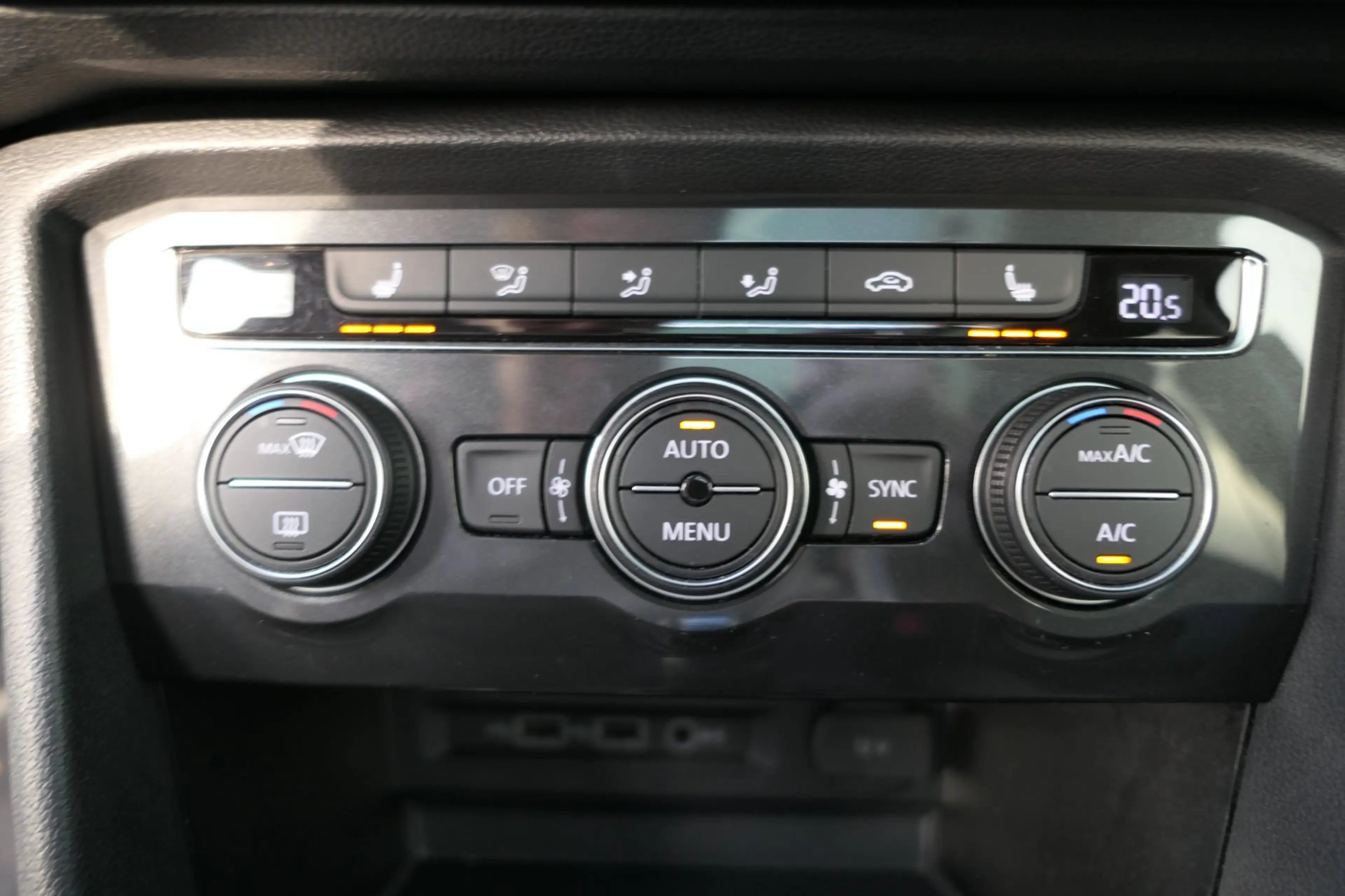 Volkswagen Tiguan Allspace All-Space 2.0 TSI 4Motion Highline Panorama Carpla — photo 14