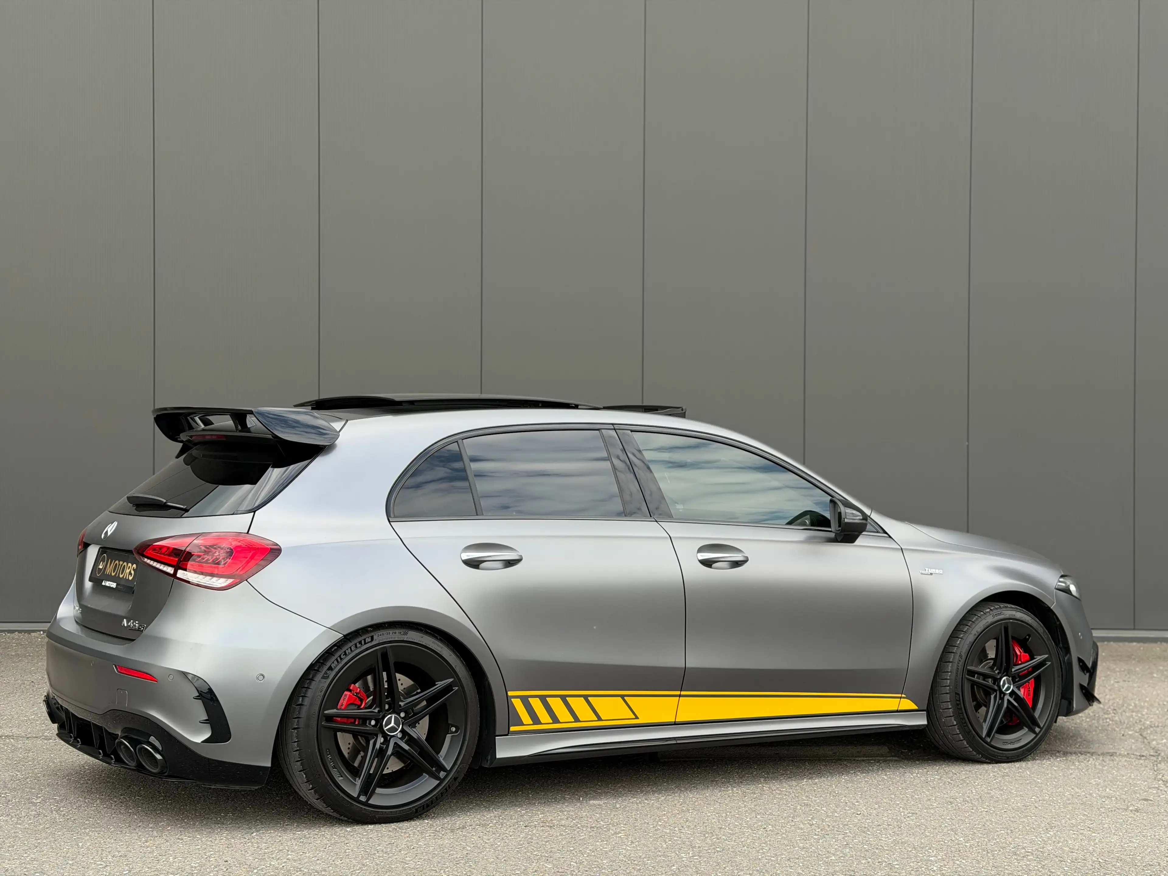 Mercedes-Benz A 45 AMG S 4-Matic 421cv - Edition One - Pack Aero - Pano — photo 4