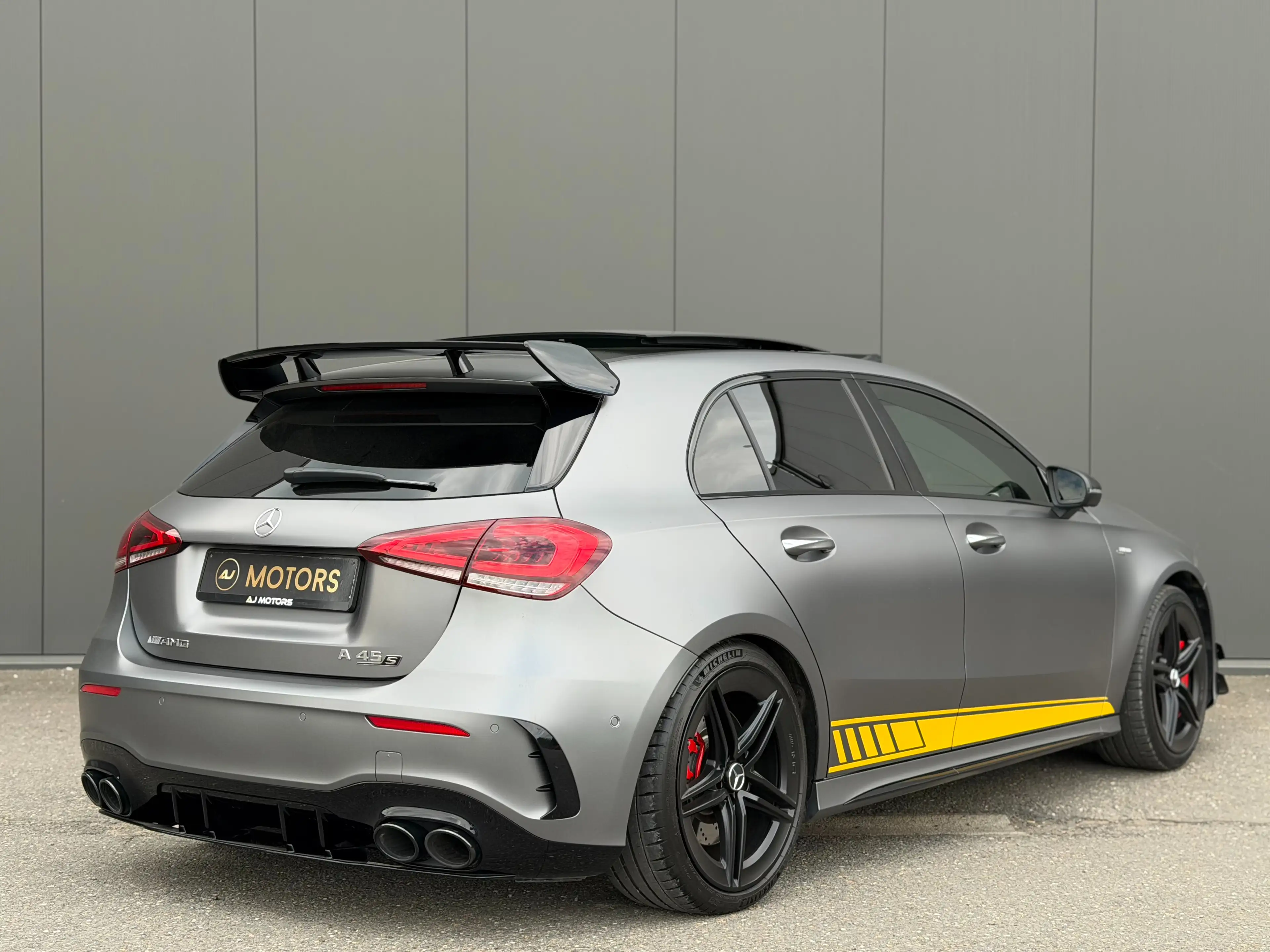 Mercedes-Benz A 45 AMG S 4-Matic 421cv - Edition One - Pack Aero - Pano — photo 2