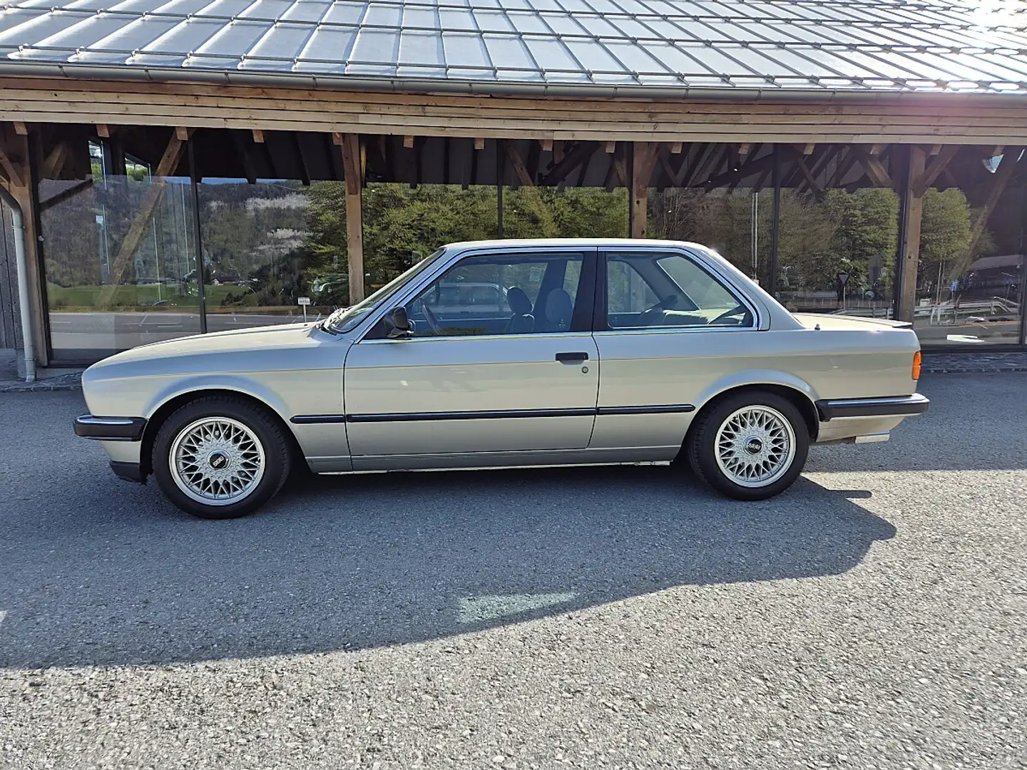 BMW 323 i Beige - 2