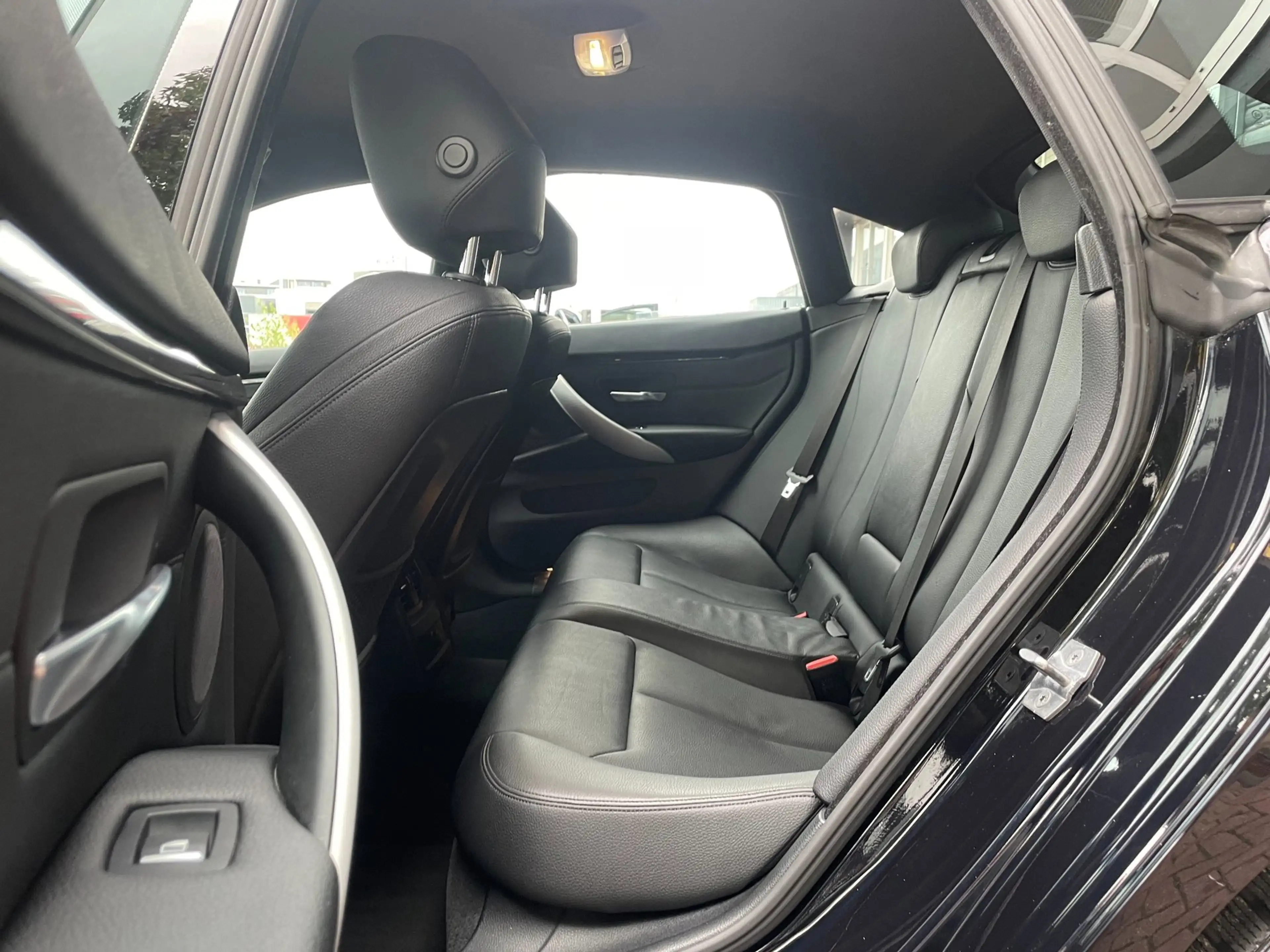 BMW 418 4-serie Gran Coupé 418i High Executive Edition M-P — photo 23