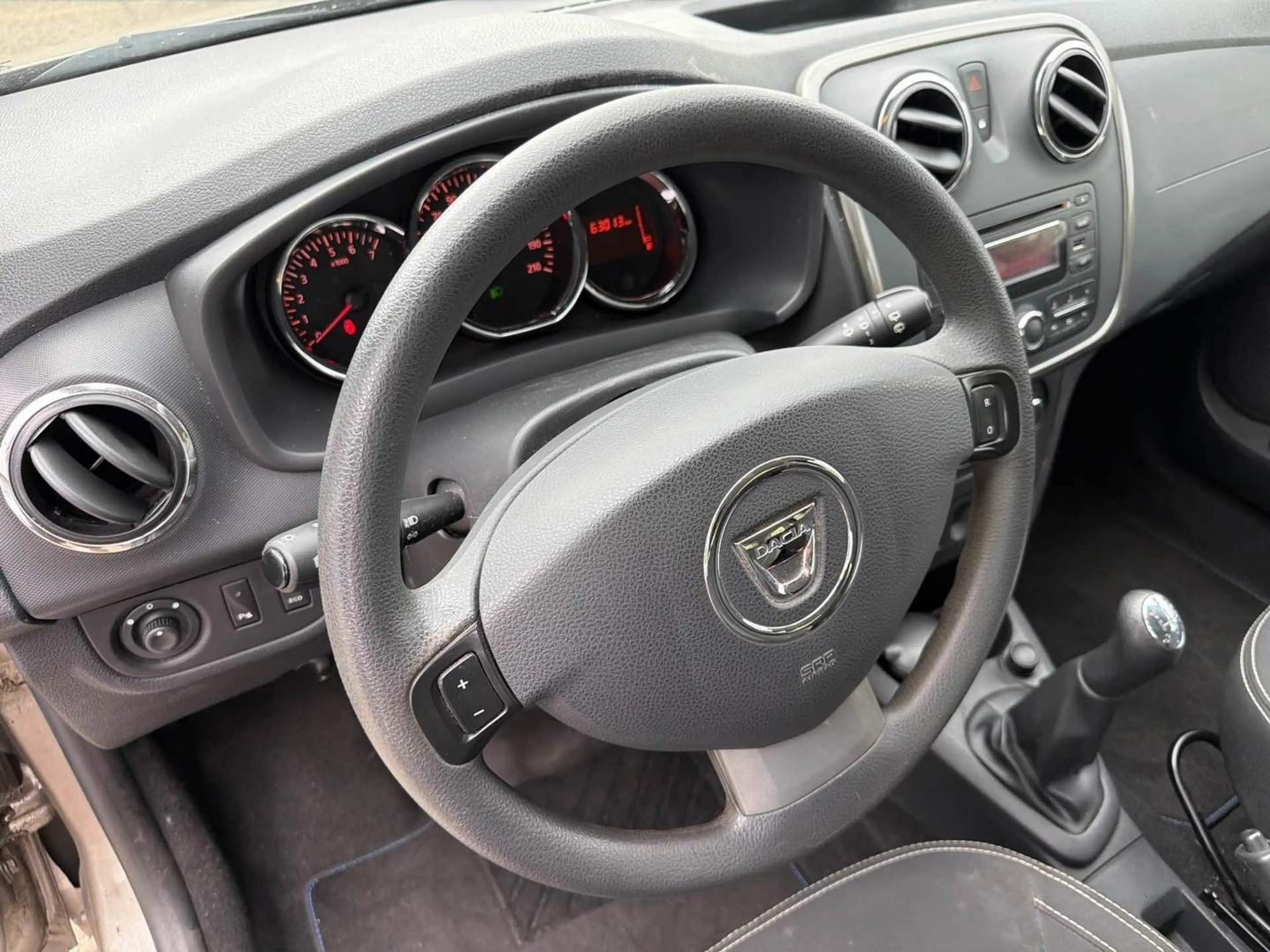 Dacia Logan MCV II Kombi Laureate — photo 14