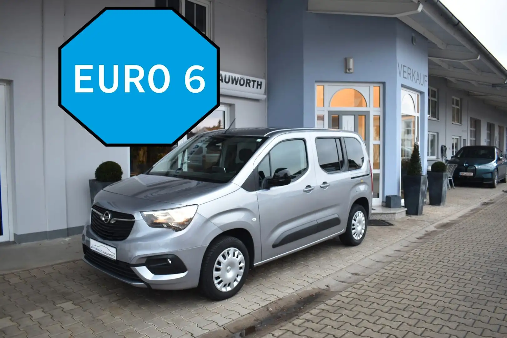 Opel Combo Life 1.2 Turbo Aut. Elegance Camping Grau - 2