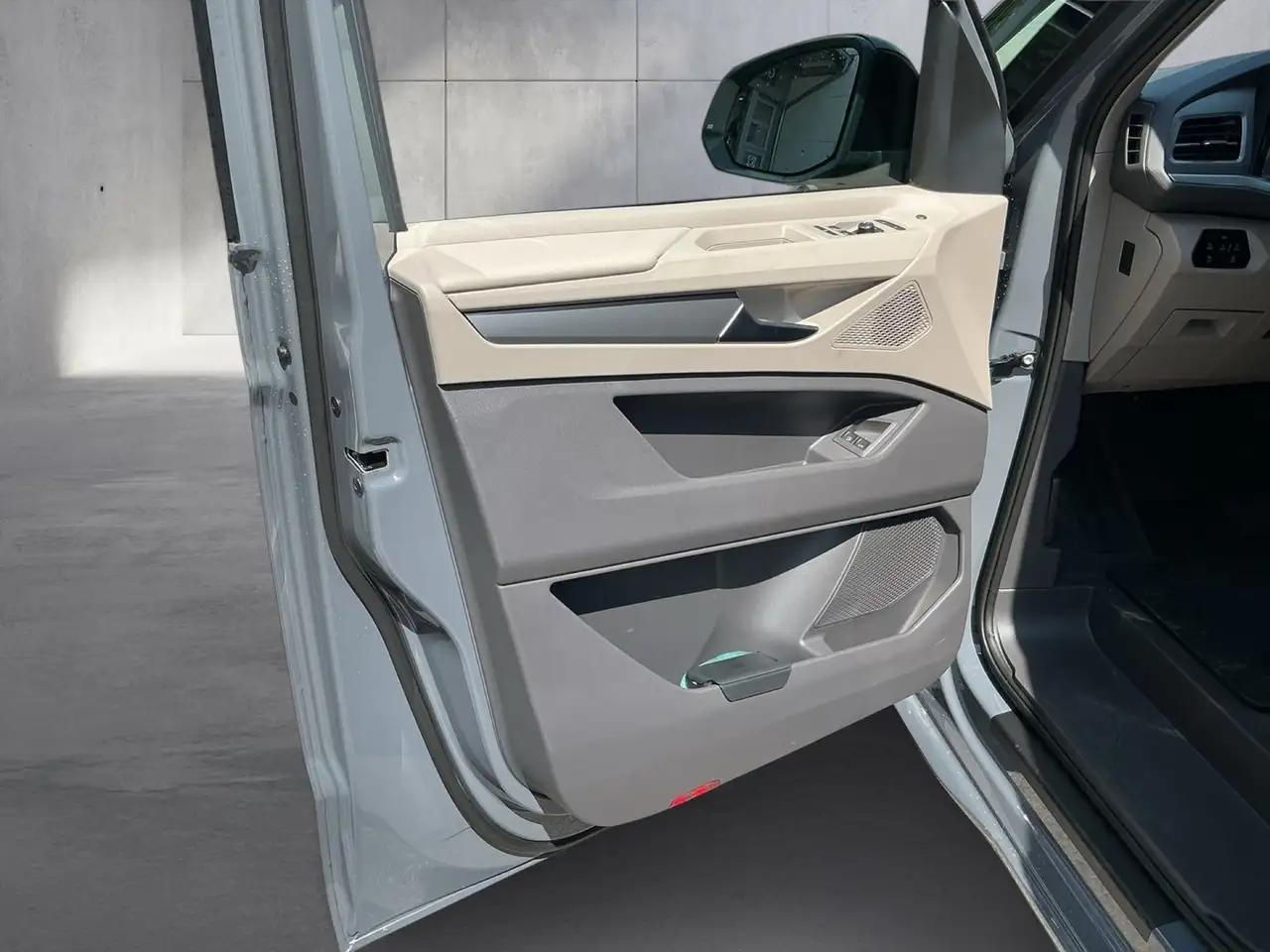 Volkswagen T7 Multivan 2026 — фото 10