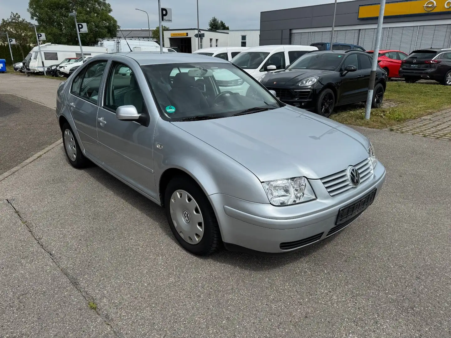 Volkswagen Bora 1.6 Lim. Comfortline"TÜV-NEU"2-HAND"8-FACH" Silver - 2