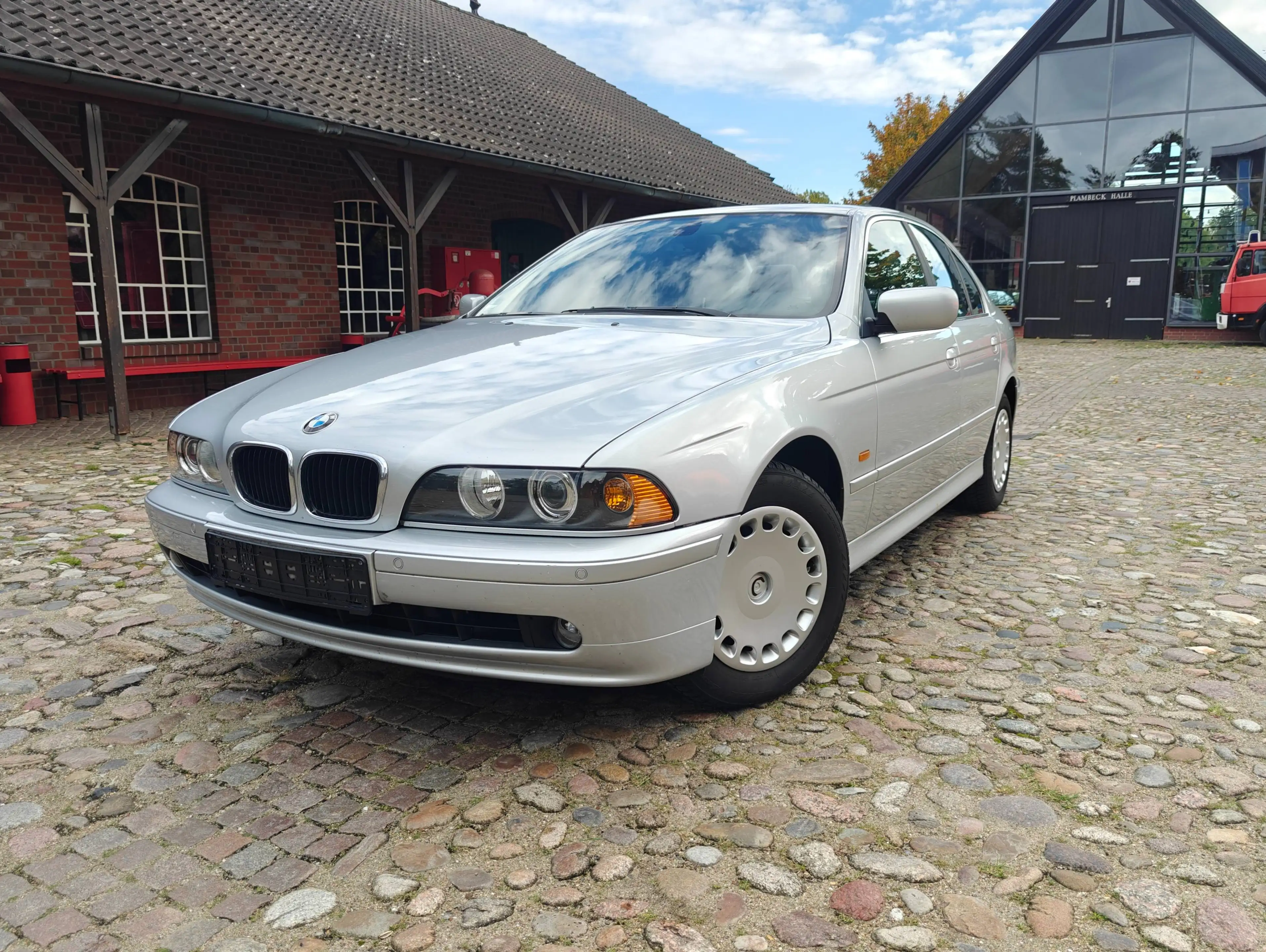 BMW 525 525i / 2 Hand / Leder / Navi Pro / SHD / Klimaautomatik