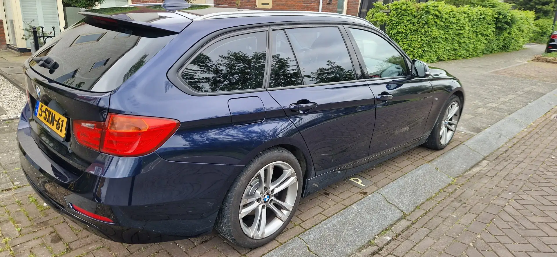 BMW 316 Executive Sport Blauw - 1