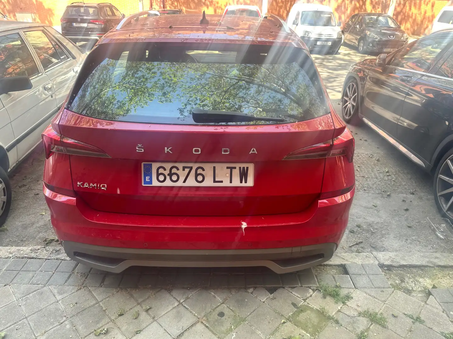 Skoda Kamiq Kamiq 1.0 TSI Scout 81kW Scout Rojo - 1
