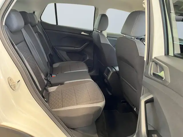 Volkswagen T-Cross view 11
