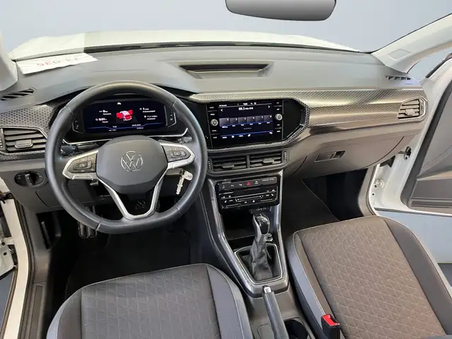 Volkswagen T-Cross view 8