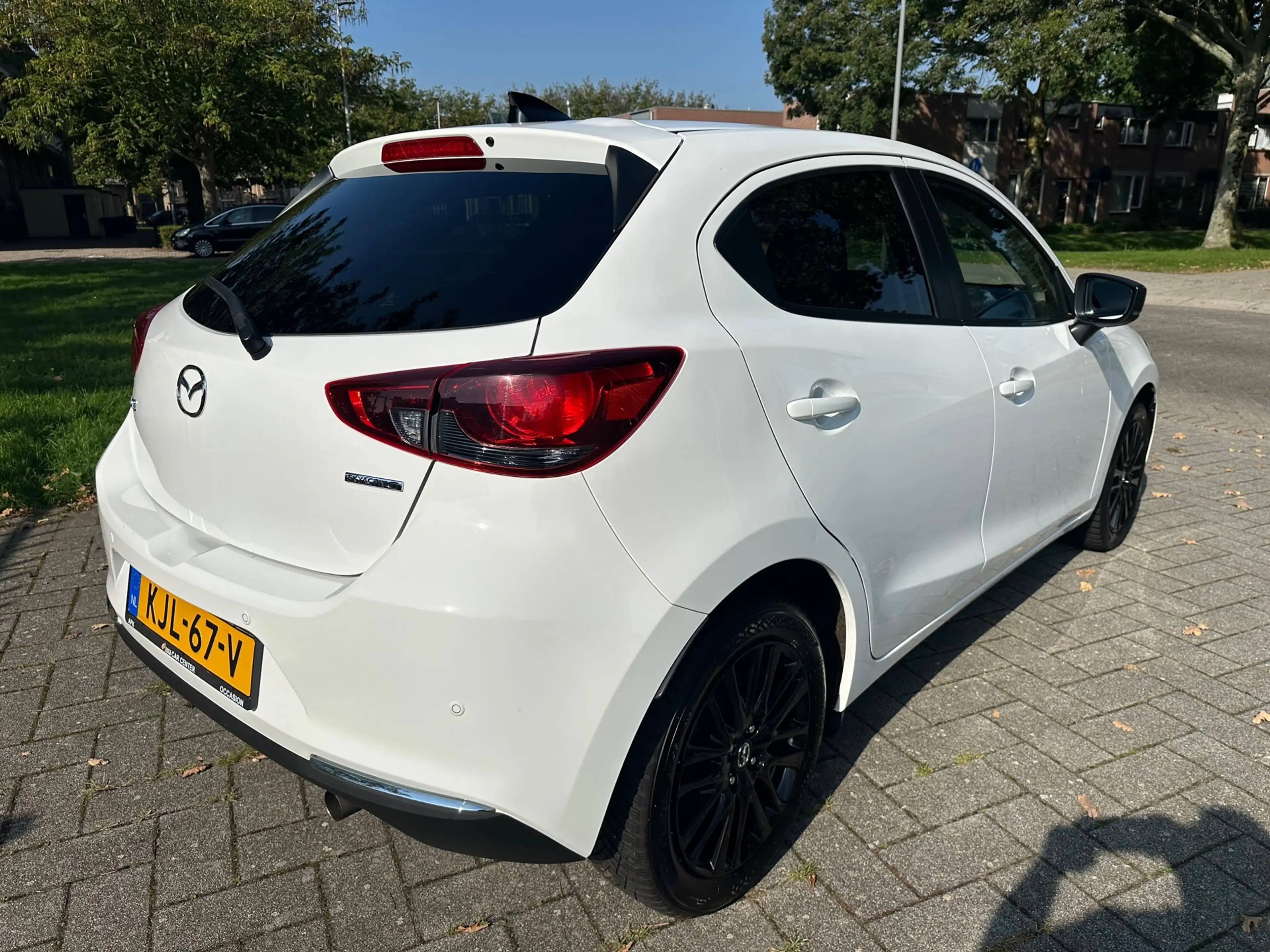 Mazda 2 1.5 Skyactiv-G Signature — photo 6