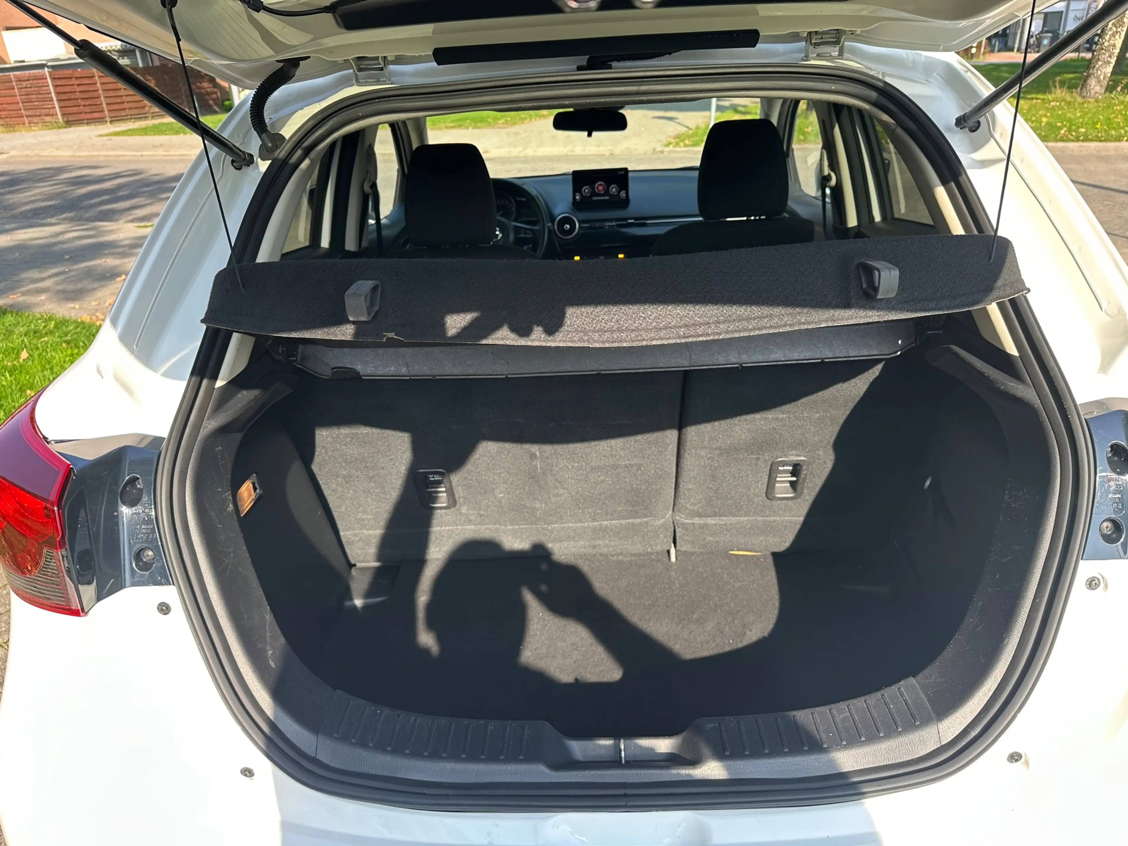 Mazda 2 1.5 Skyactiv-G Signature — photo 10