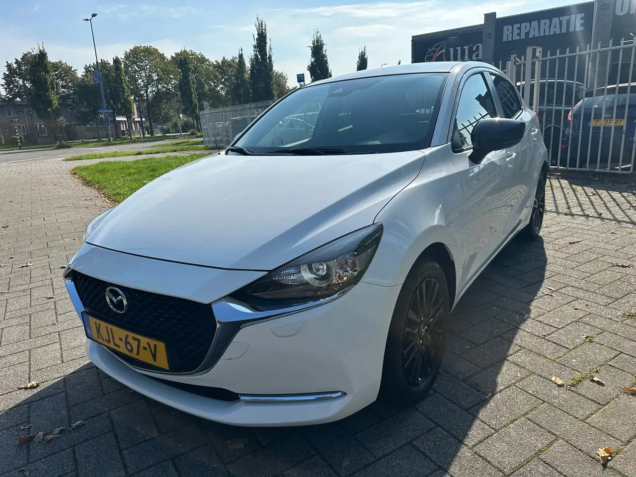 Mazda 2