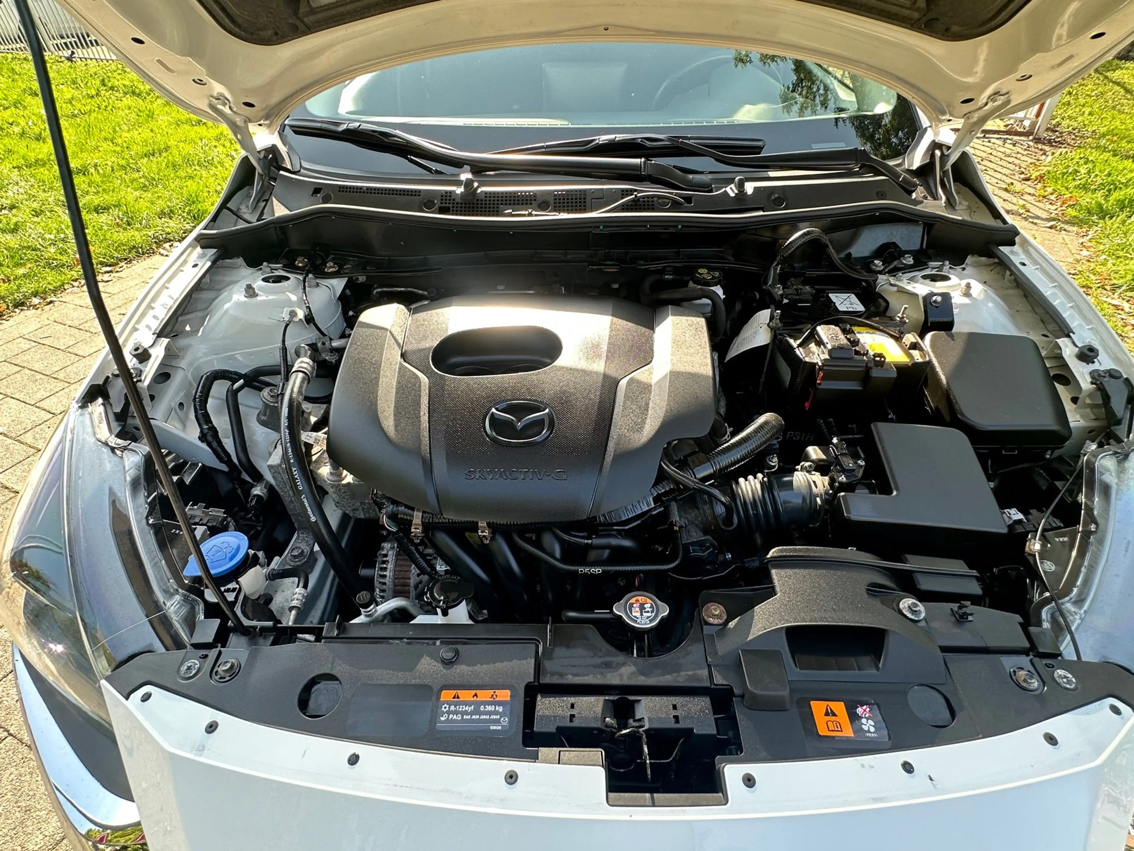Mazda 2 1.5 Skyactiv-G Signature — photo 9