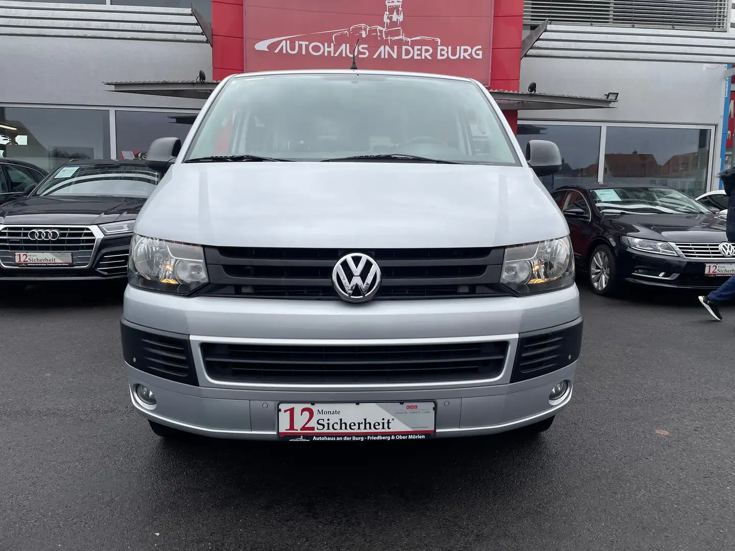 Volkswagen T5 Transporter Kombi *7 Sitzer+ PDC+ Navi + Klima Grijs - 2