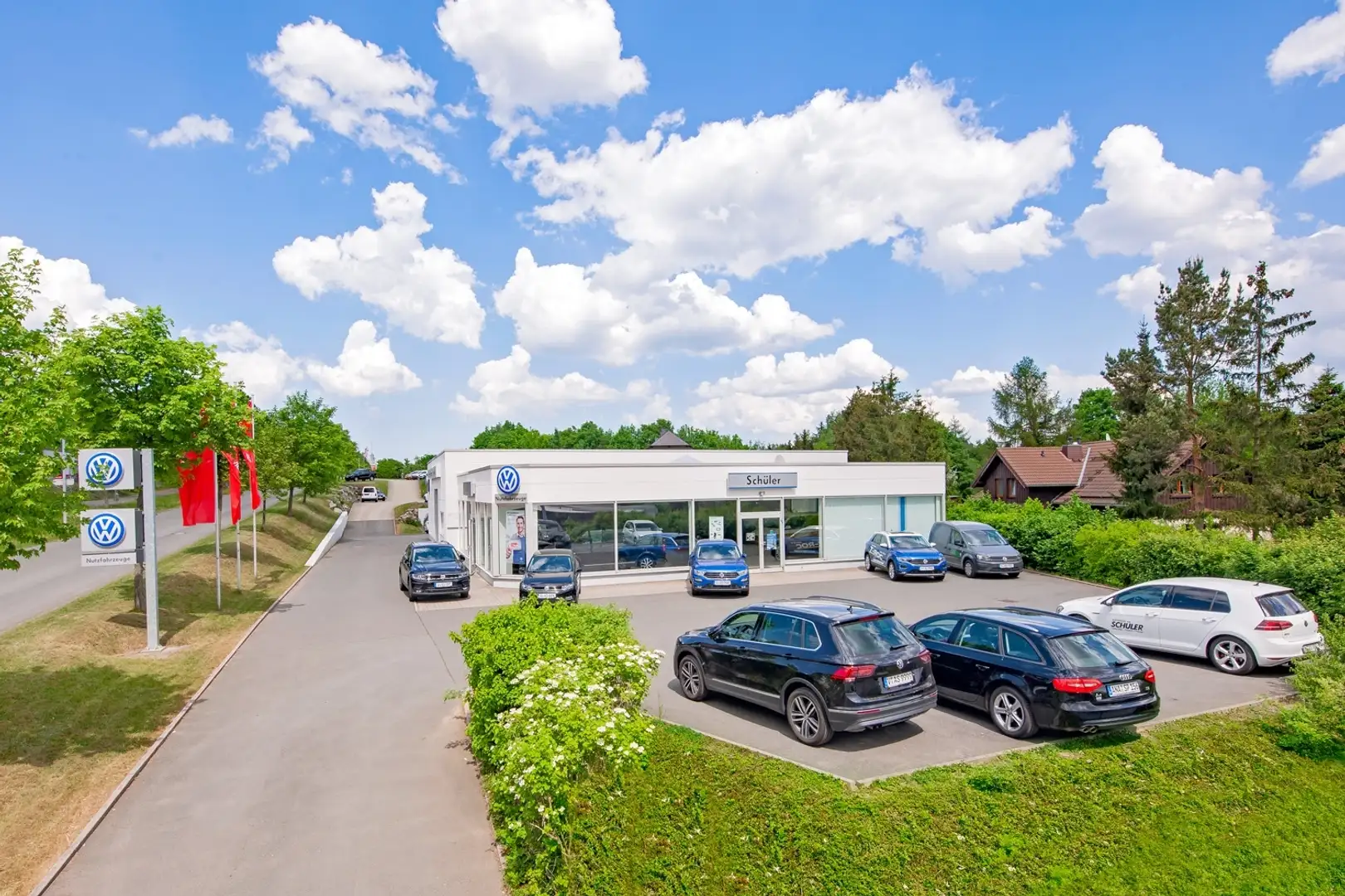 Volkswagen T-Cross 1.5TSI STYLE*AHK*NAV*MATRIX*RFK*ACC*LM*EPH Schwarz - 2