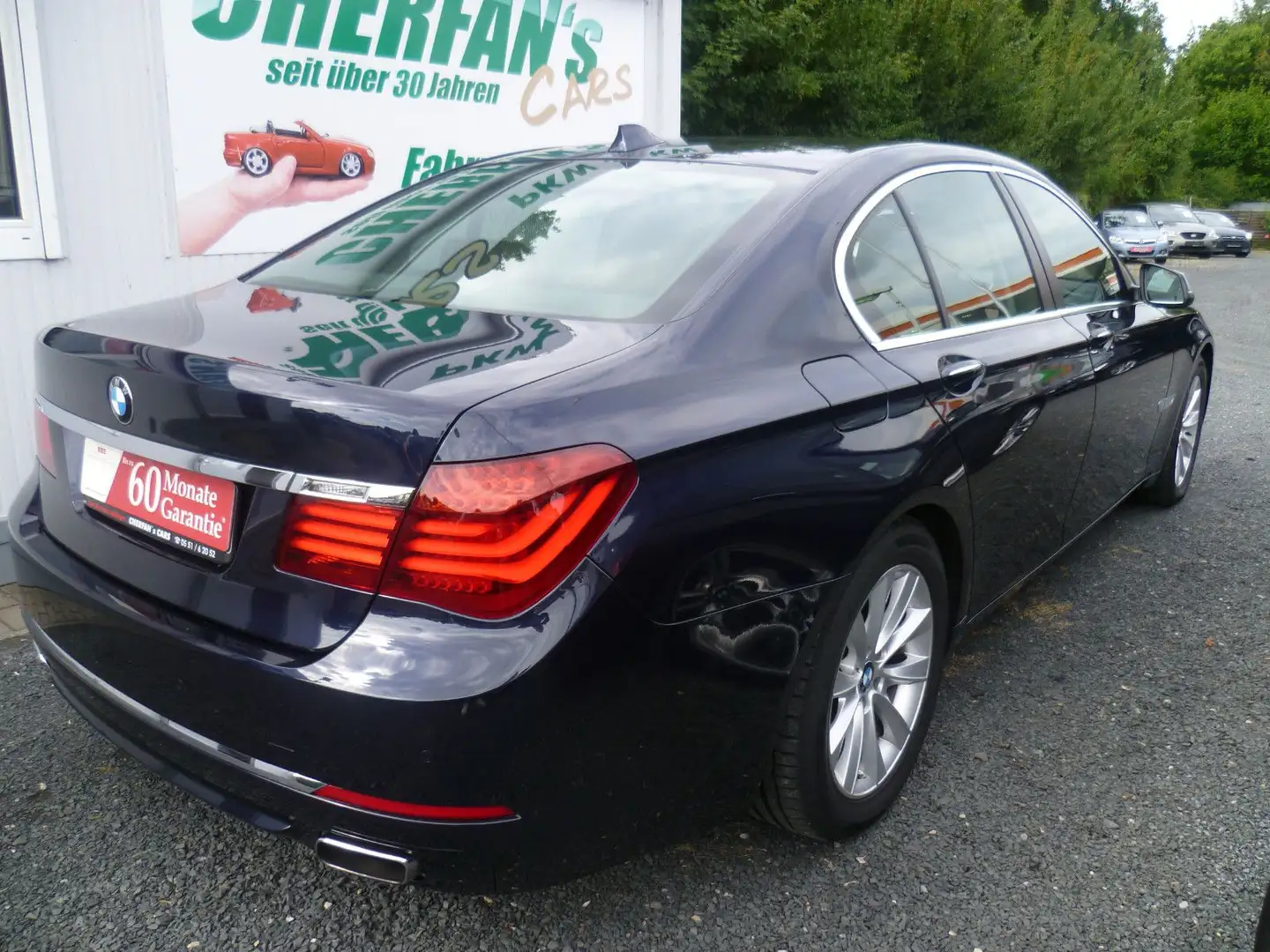 BMW 750 Baureihe 7 750i xDrive EURO 6.  MODELL 2014+GSHD Bleu - 2
