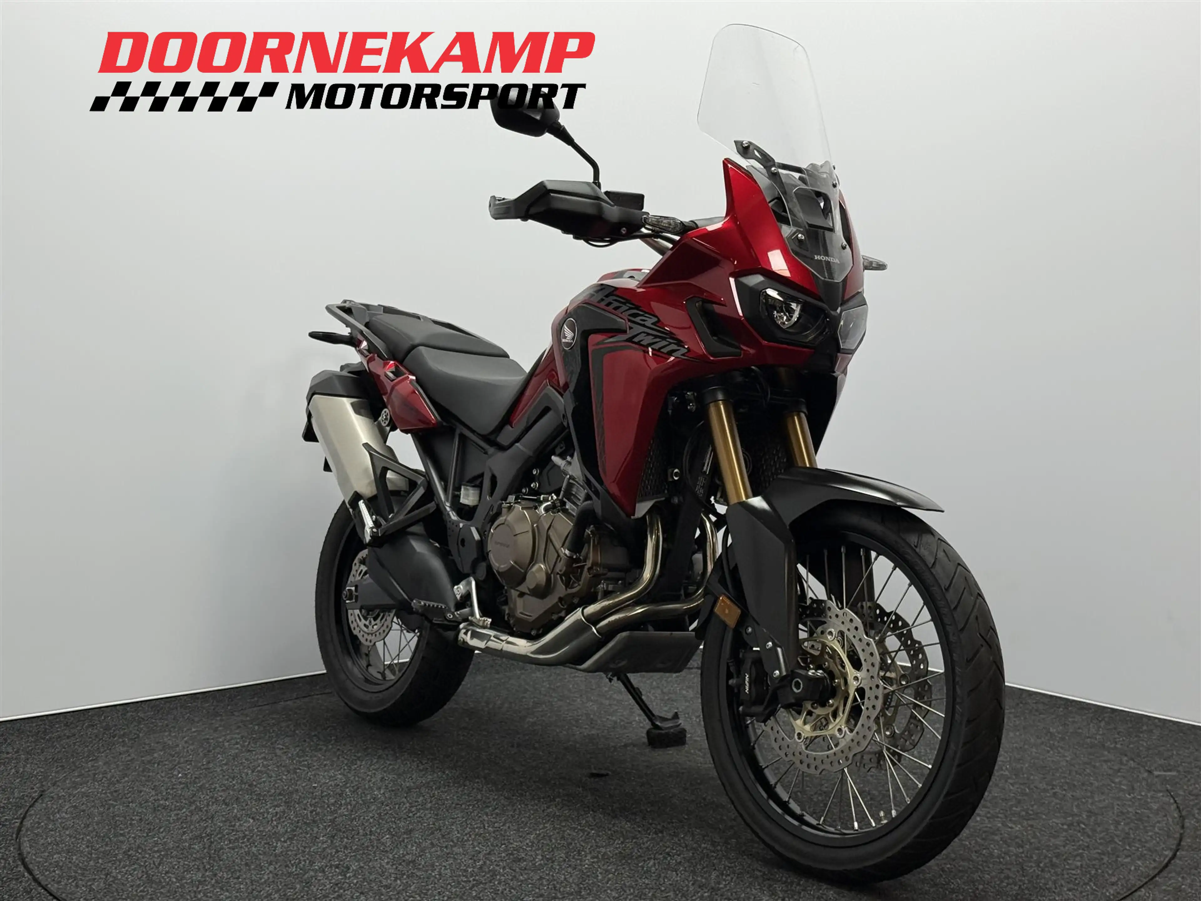 Honda CRF 1000 L AFRICA TWIN — photo 3