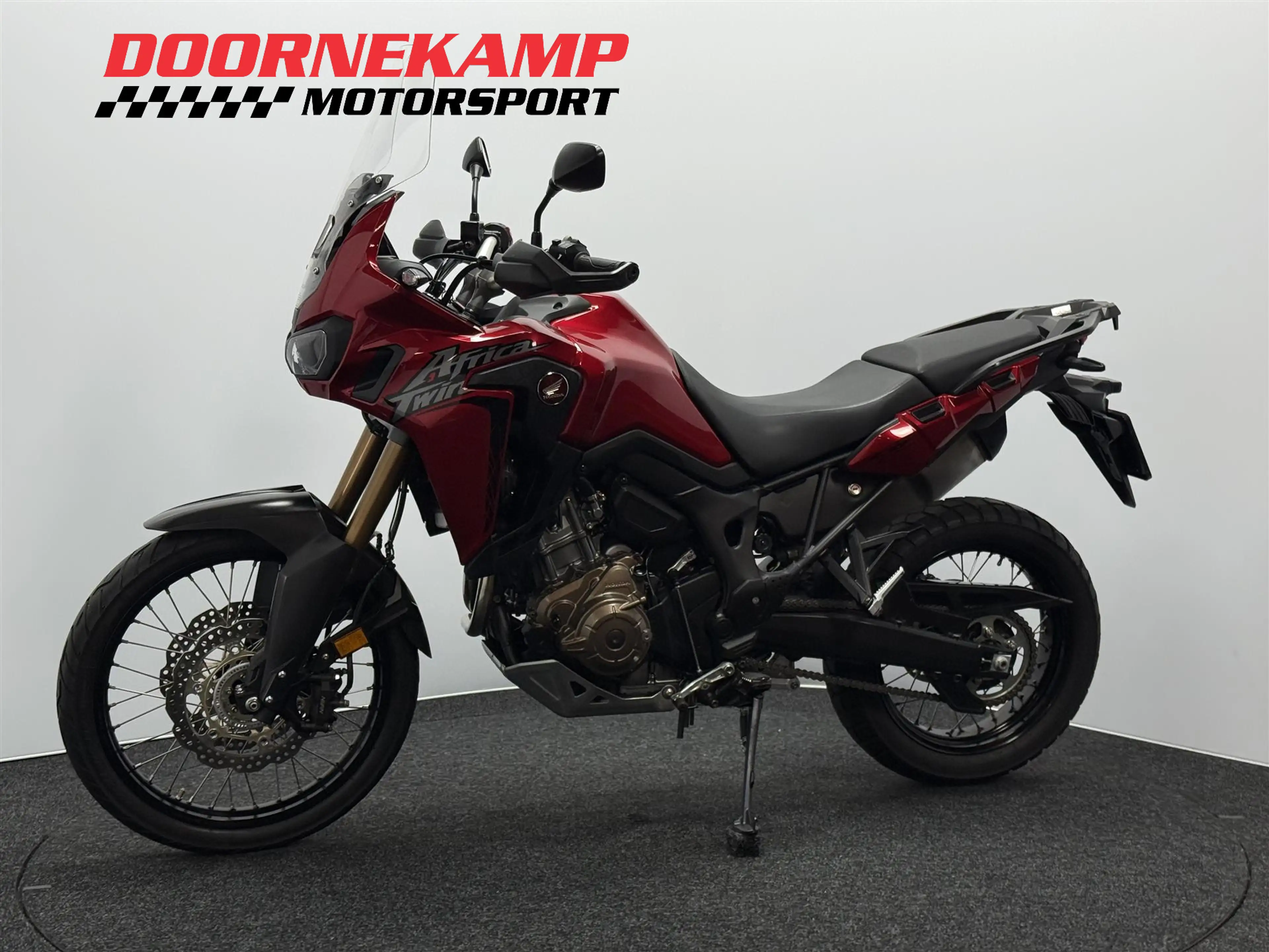Honda CRF 1000 L AFRICA TWIN — photo 8