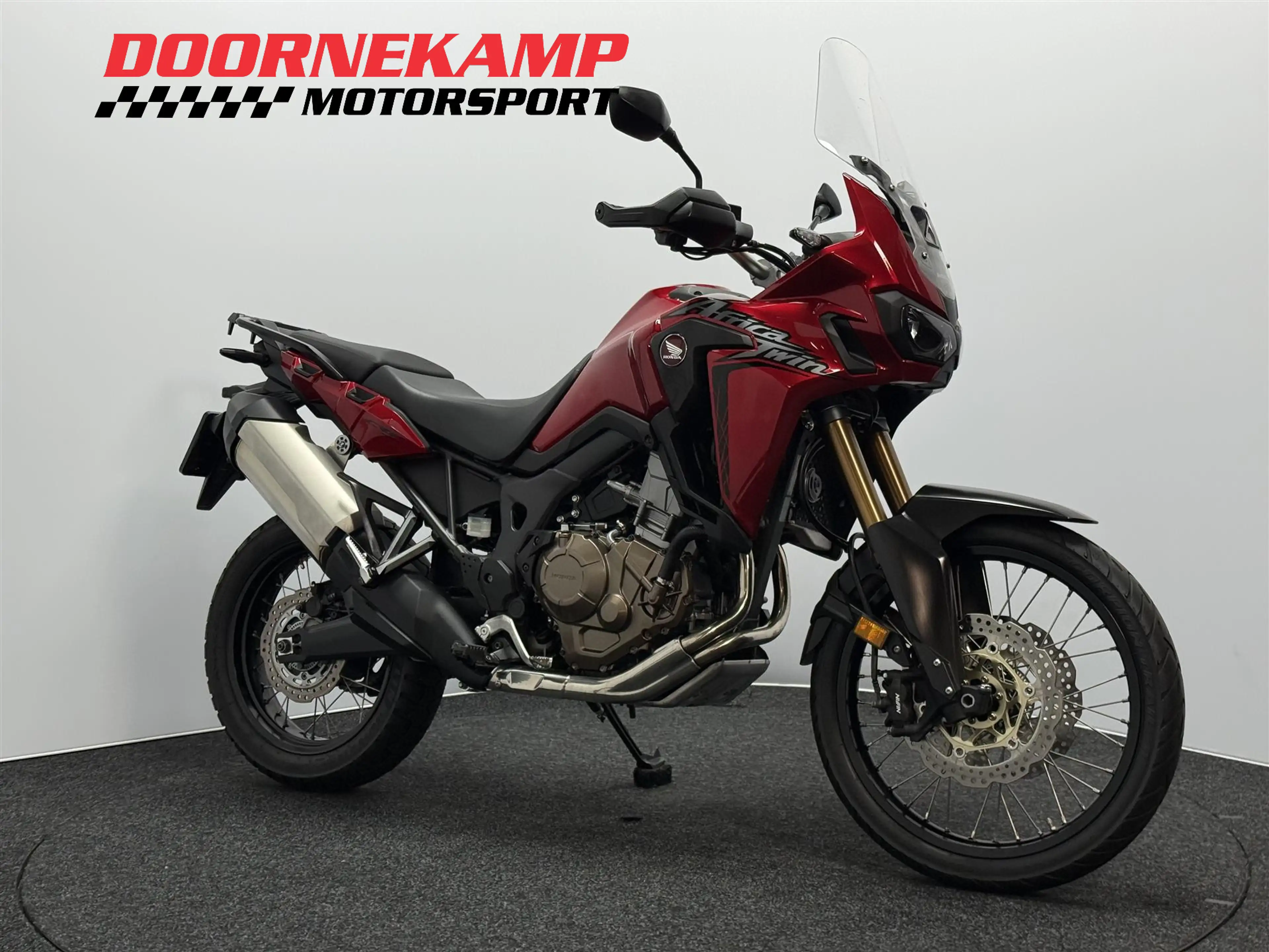 Honda CRF 1000 L AFRICA TWIN — photo 2