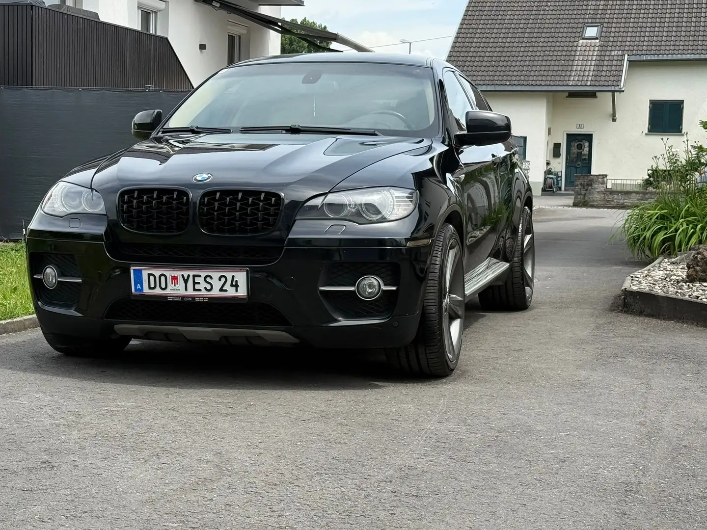 BMW X6 Schwarz - 1