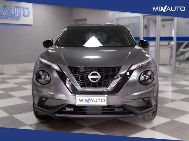 Nissan Juke view 2