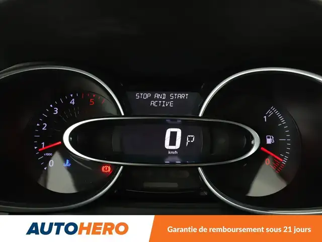 Renault Clio view 22