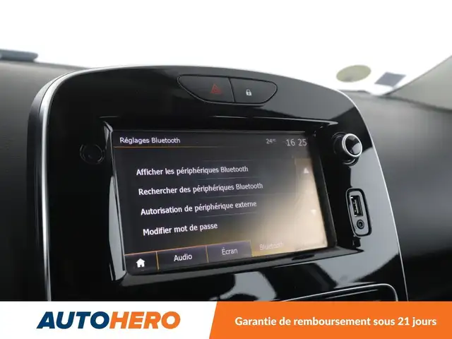 Renault Clio view 24