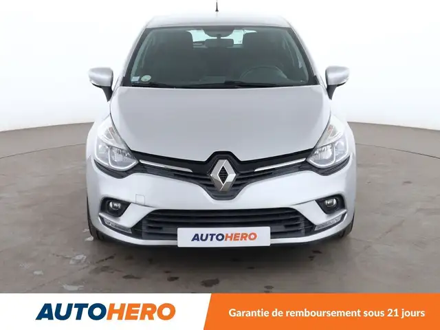 Renault Clio view 9