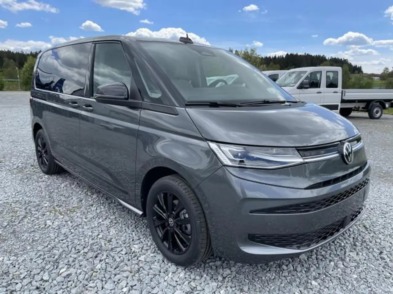 Volkswagen T7 Multivan 2026 — фото 10