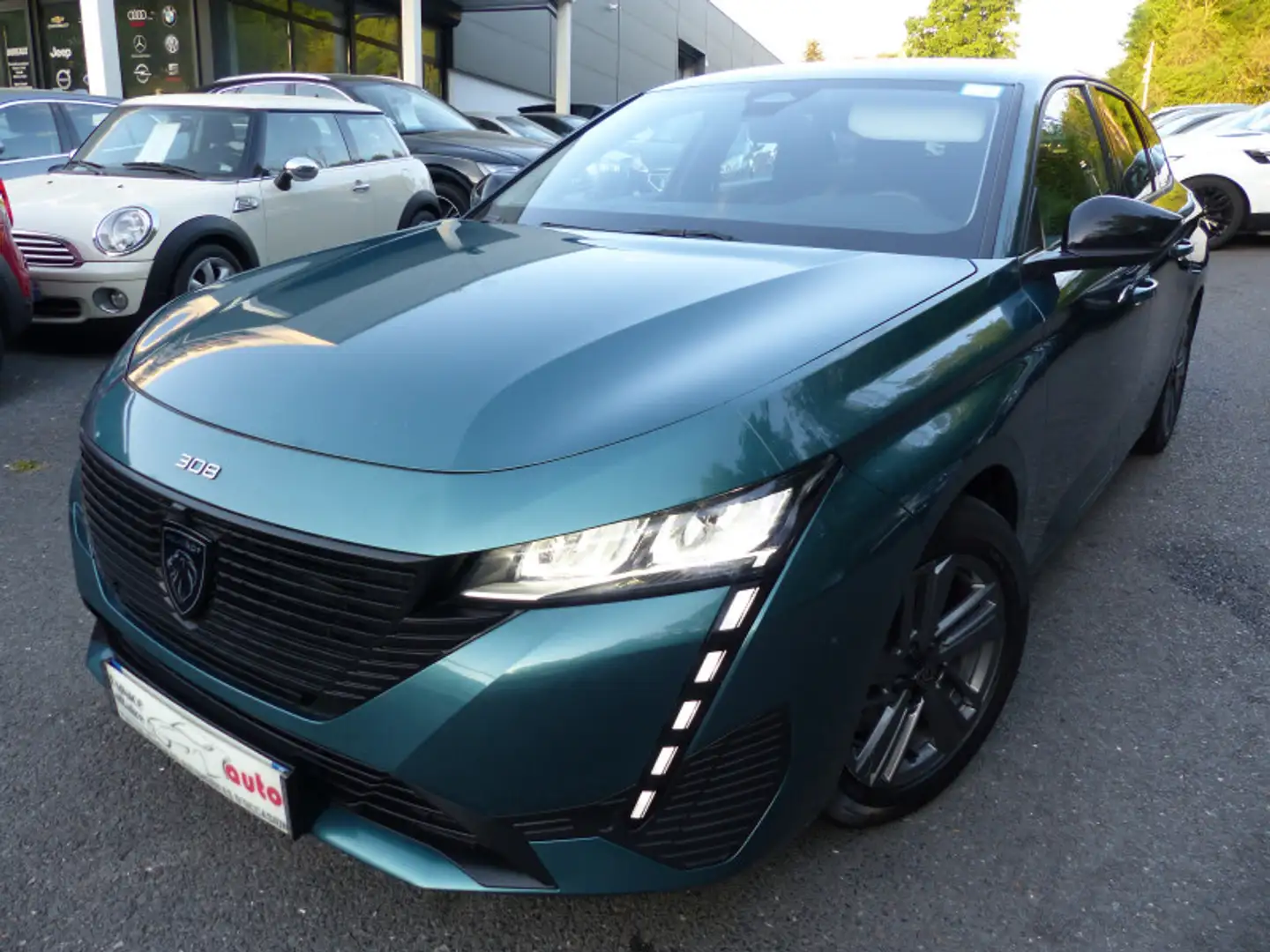 PEUGEOT 308