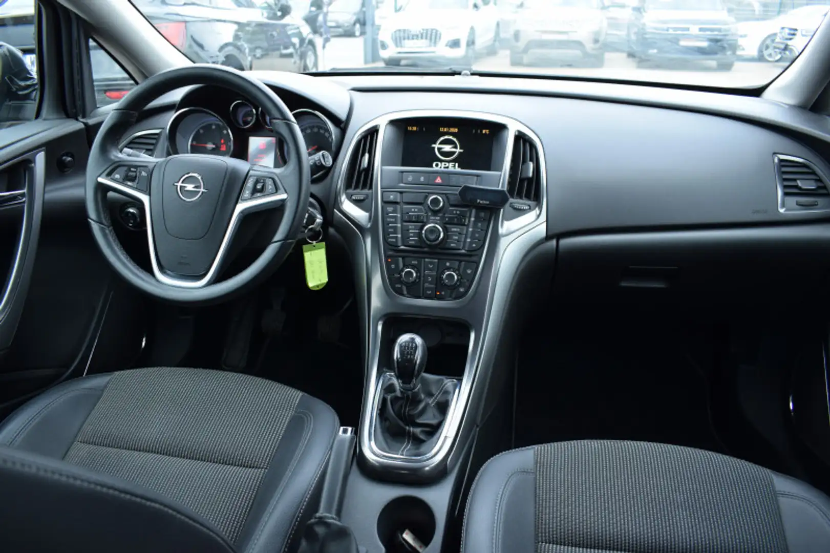 Opel Astra 1.7 CDTI125 COSMO START\u0026STOP Noir - 2