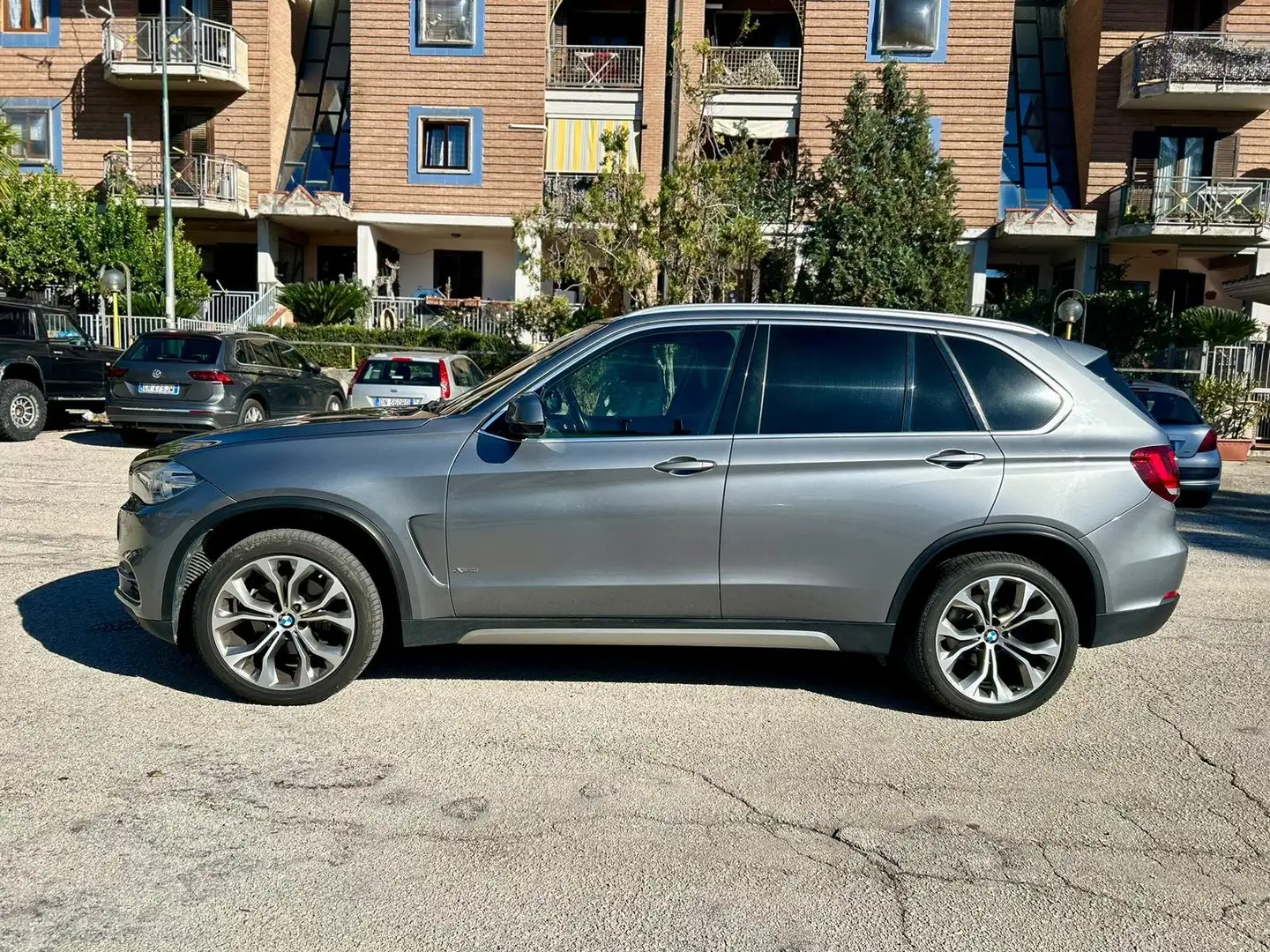 BMW X5 X5 F15 xdrive25d Experience 231cv auto Grigio - 2