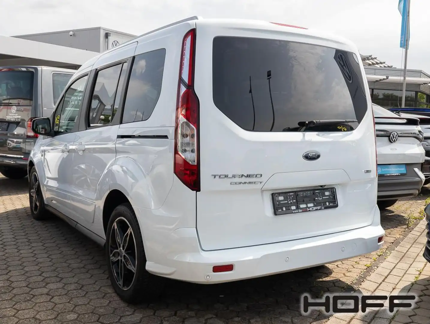 Ford Tourneo Connect 1.0 EcoBoost Titanium Navi Parkpilot Weiß - 2