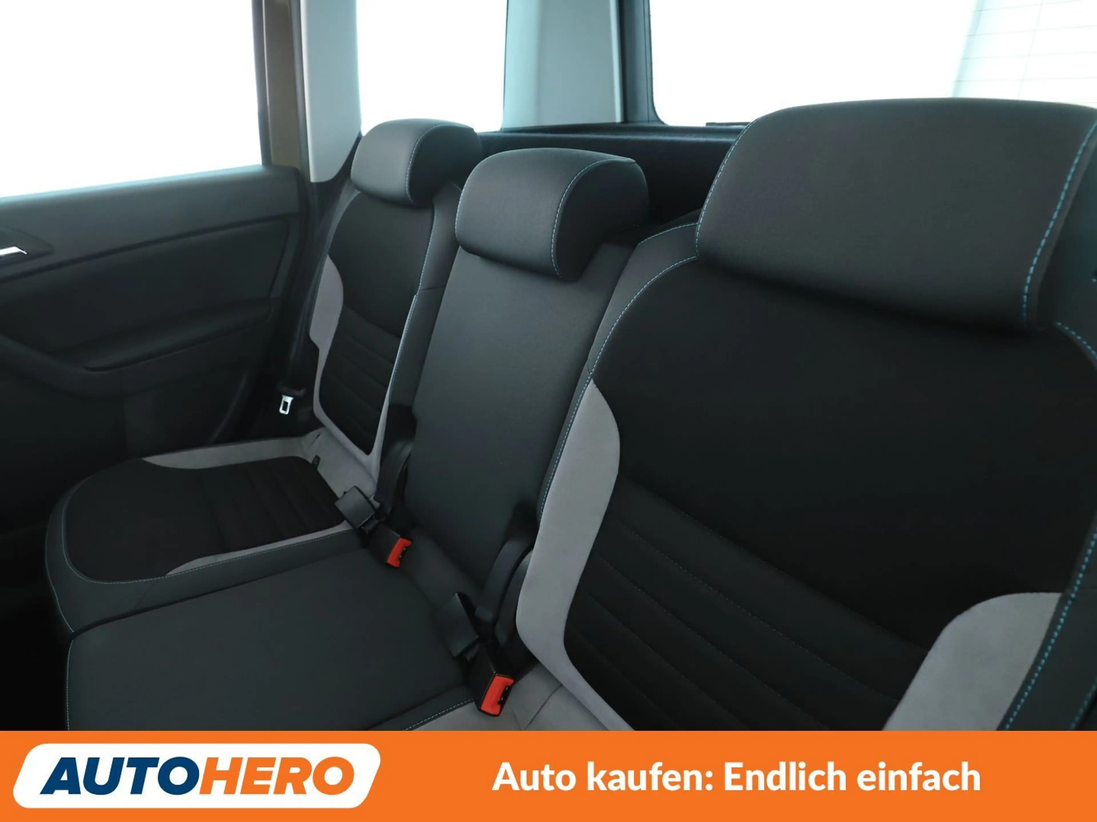 Skoda Yeti 1.4 TSI Joy 4x4 Aut.*XENON*TEMPO*PDC*SHZ*AHK*ALU* — photo 14